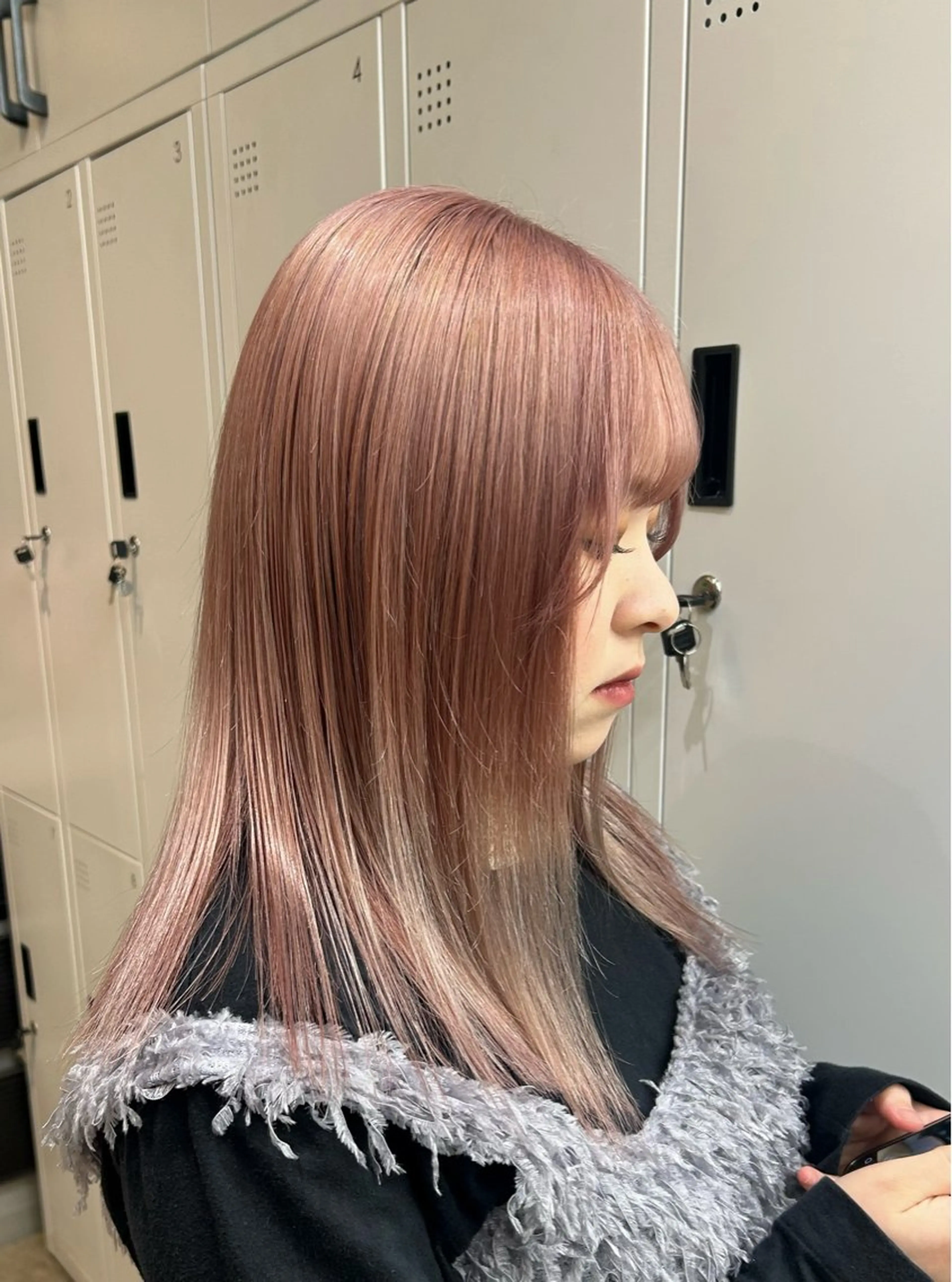 カット+ブリーチWカラー+1stepトリートメントの写真