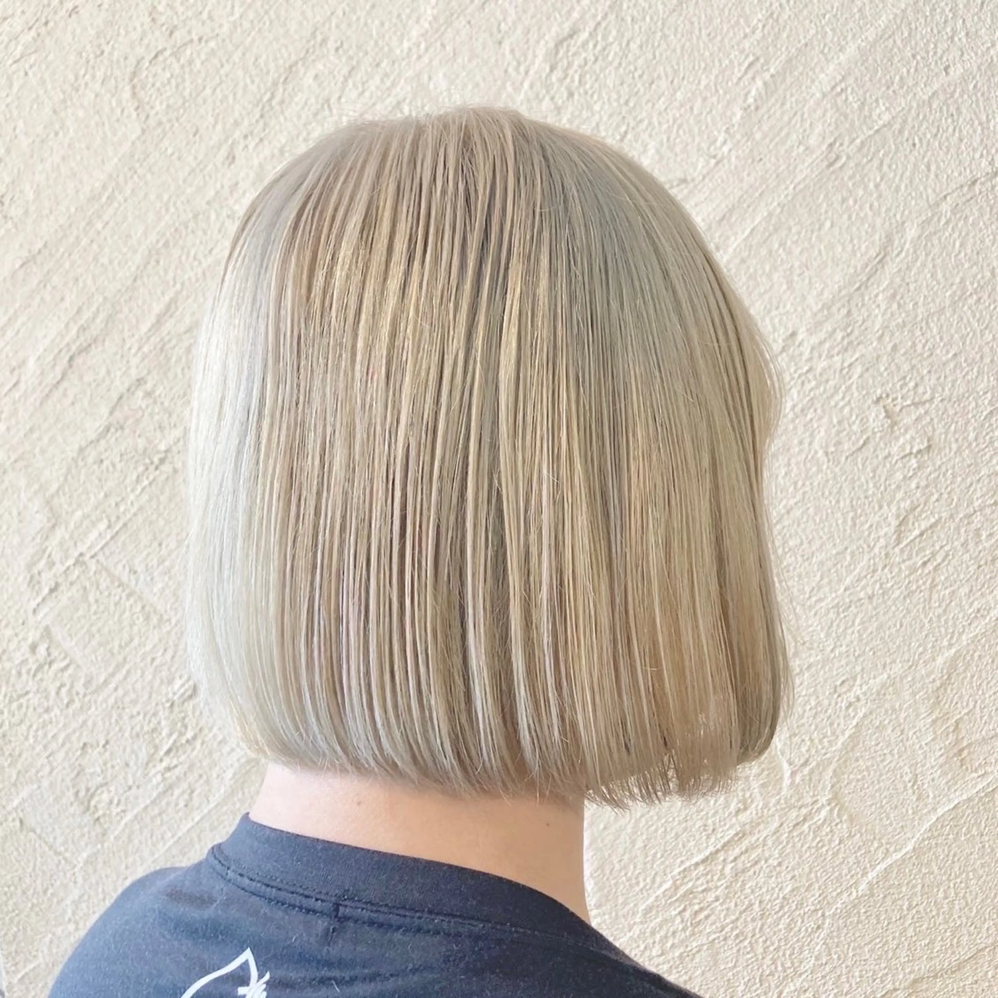 カラー ハイトーンカラー デート Mer 髙橋 めいのヘアスタイル