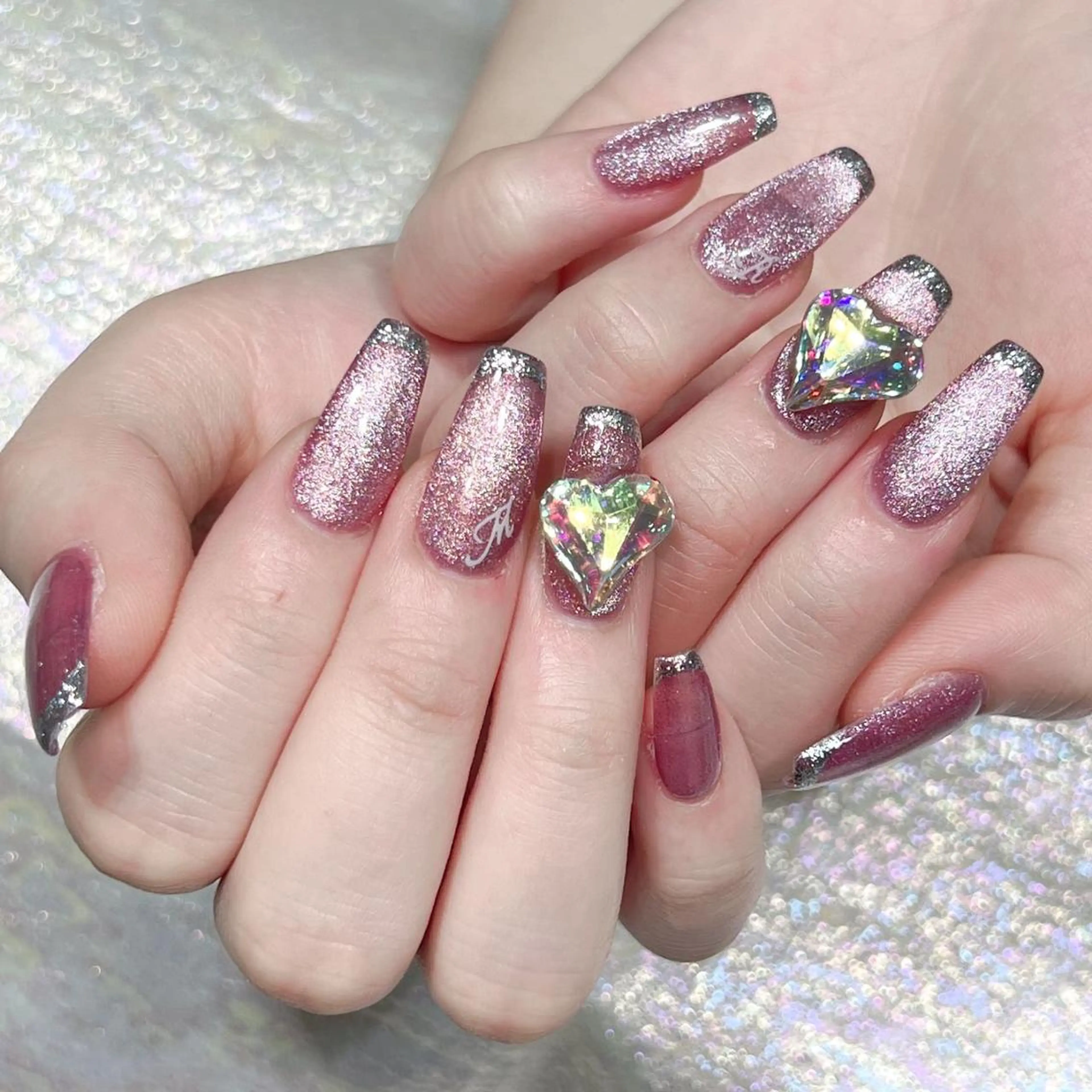 ネイル ハンドネイル Queens ciciのネイルデザイン