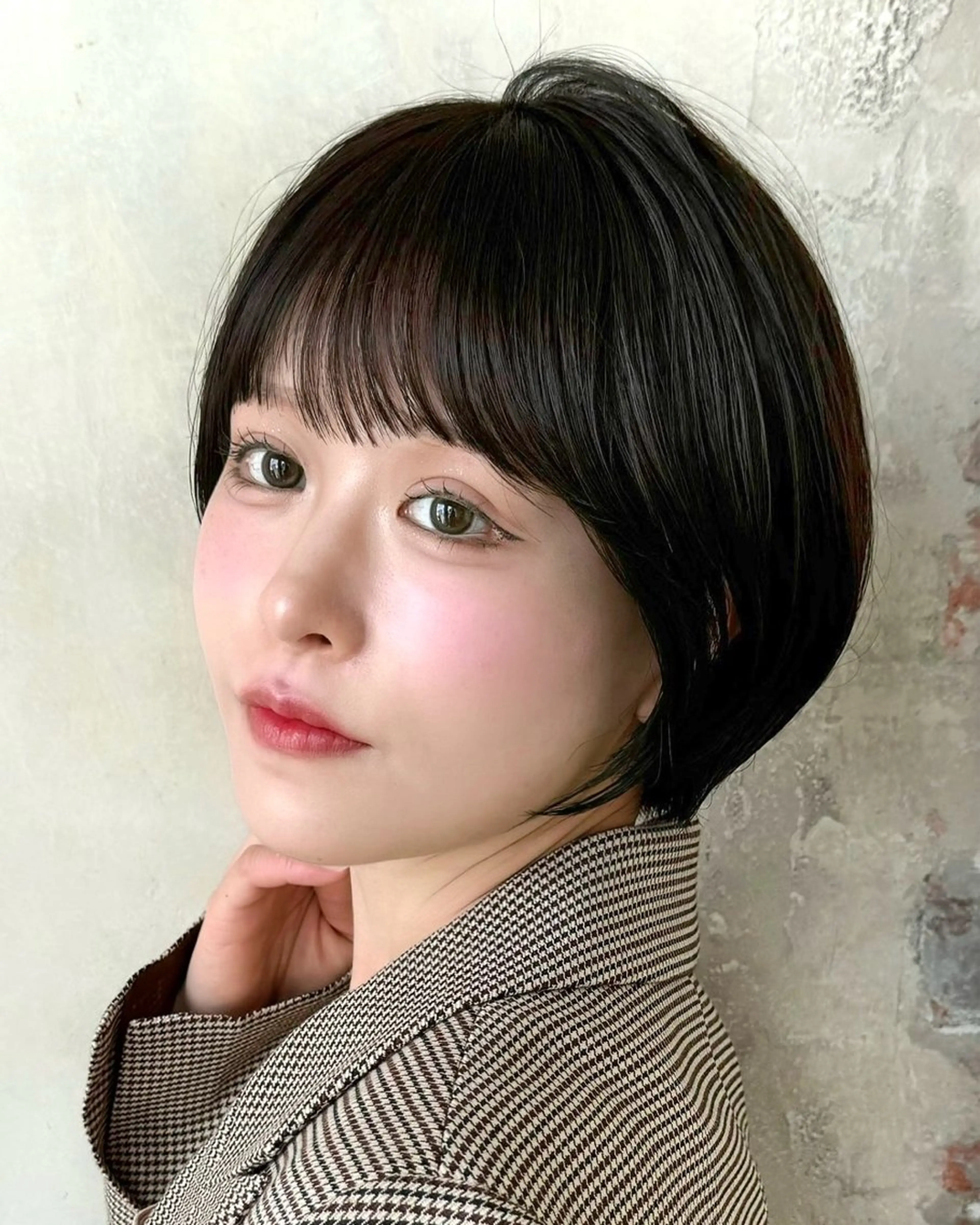 ショート カラー カット 縮毛矯正 トリートメント 💍新宿ショート 💍岩田莉奈のヘアスタイル