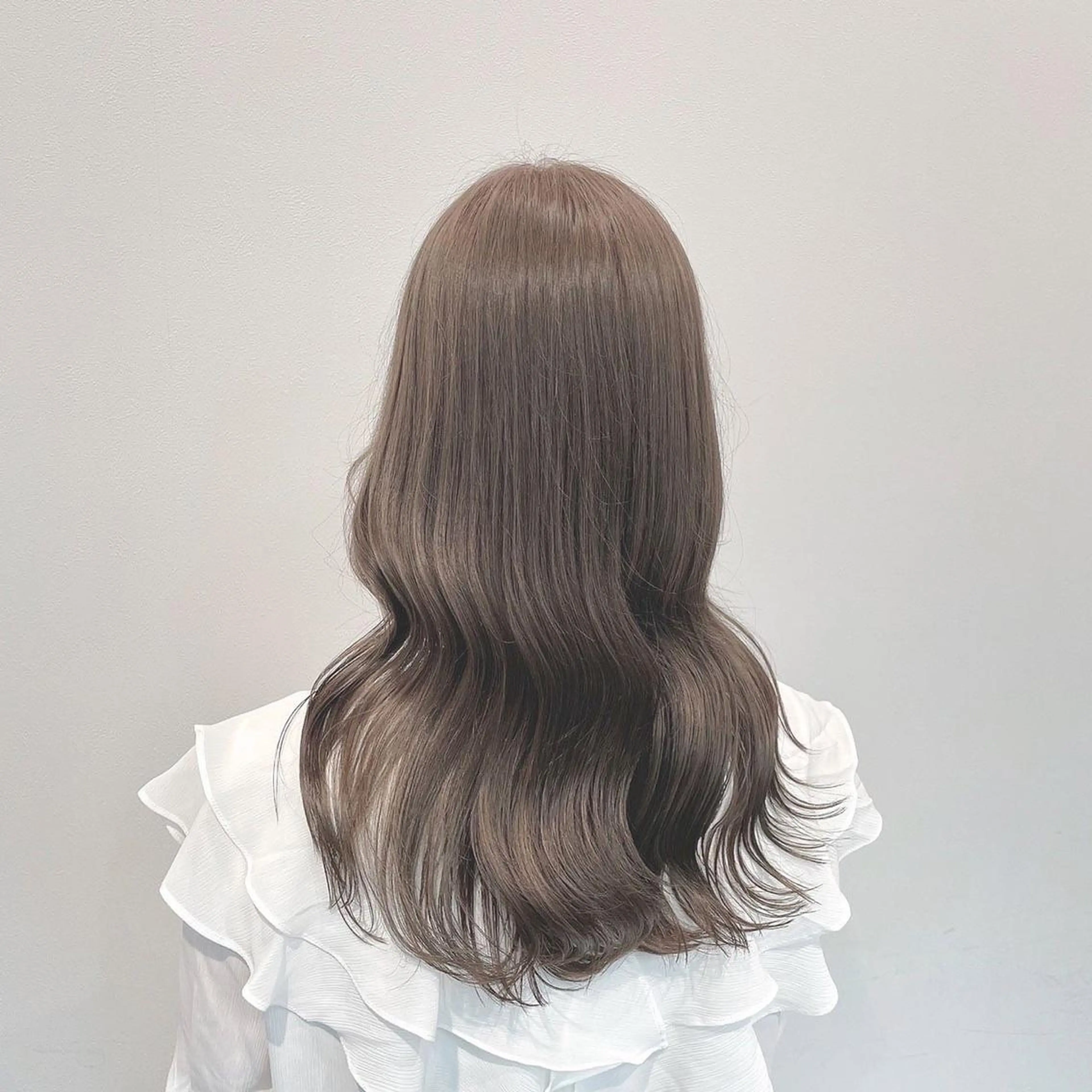 ショート カラー ヘアアレンジ カット ヘアカラー トリートメント ヘアセット 🤎大人かわいい🤎 韓国レイヤー🤎のヘアスタイル