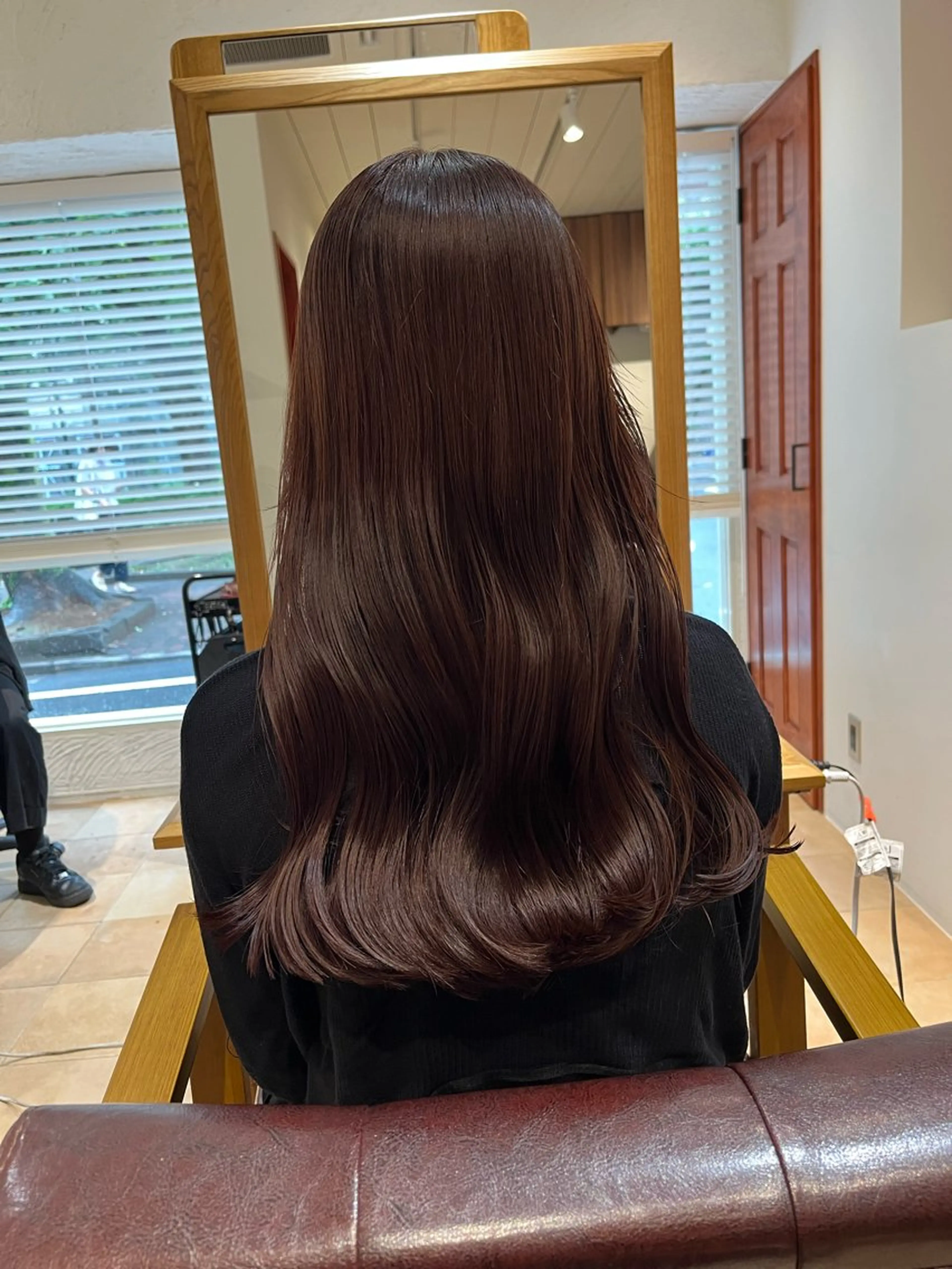 ロング カラー ブラウンカラー チョコレートブラウン カット ヘアカラー トリートメント 🌈透明感カラー🌈 🌟吉田祐介🌟のヘアスタイル