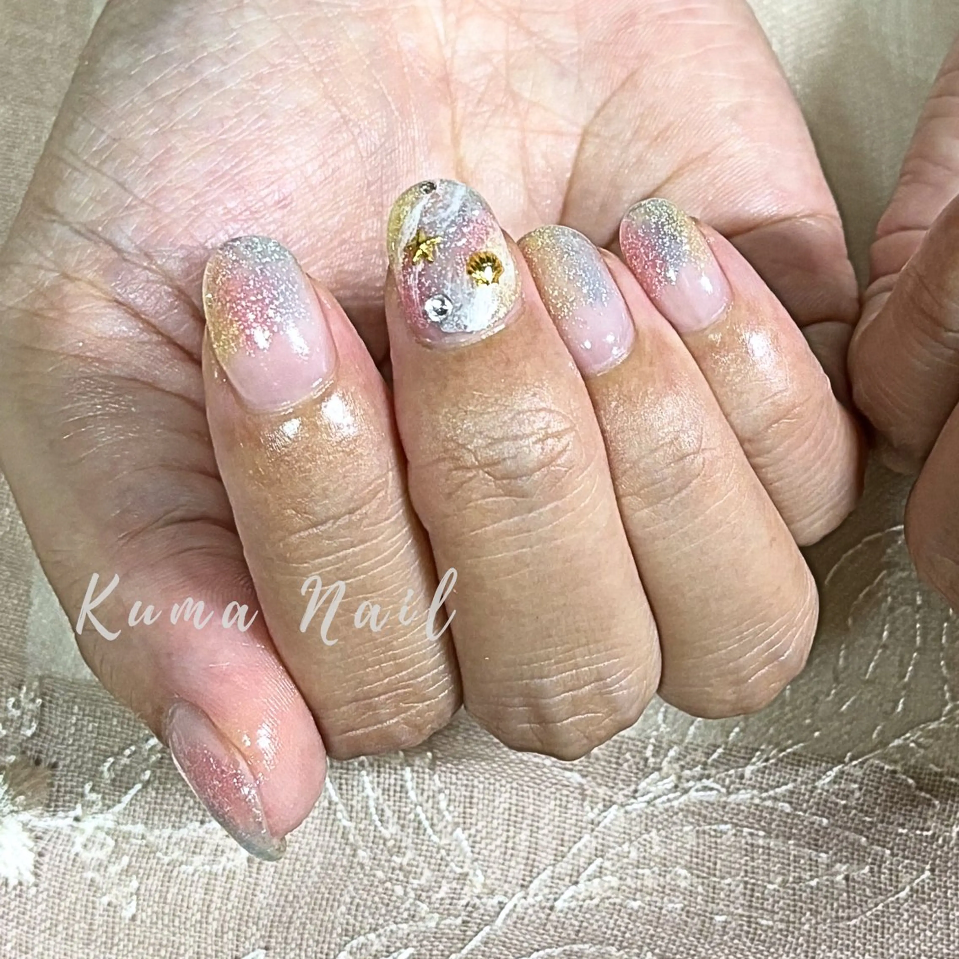 ネイル グラデーション オフィスネイル ハンドネイル Private salon Kuma Nail.所属・藤が丘ネイル Kuma Nailのネイルデザイン