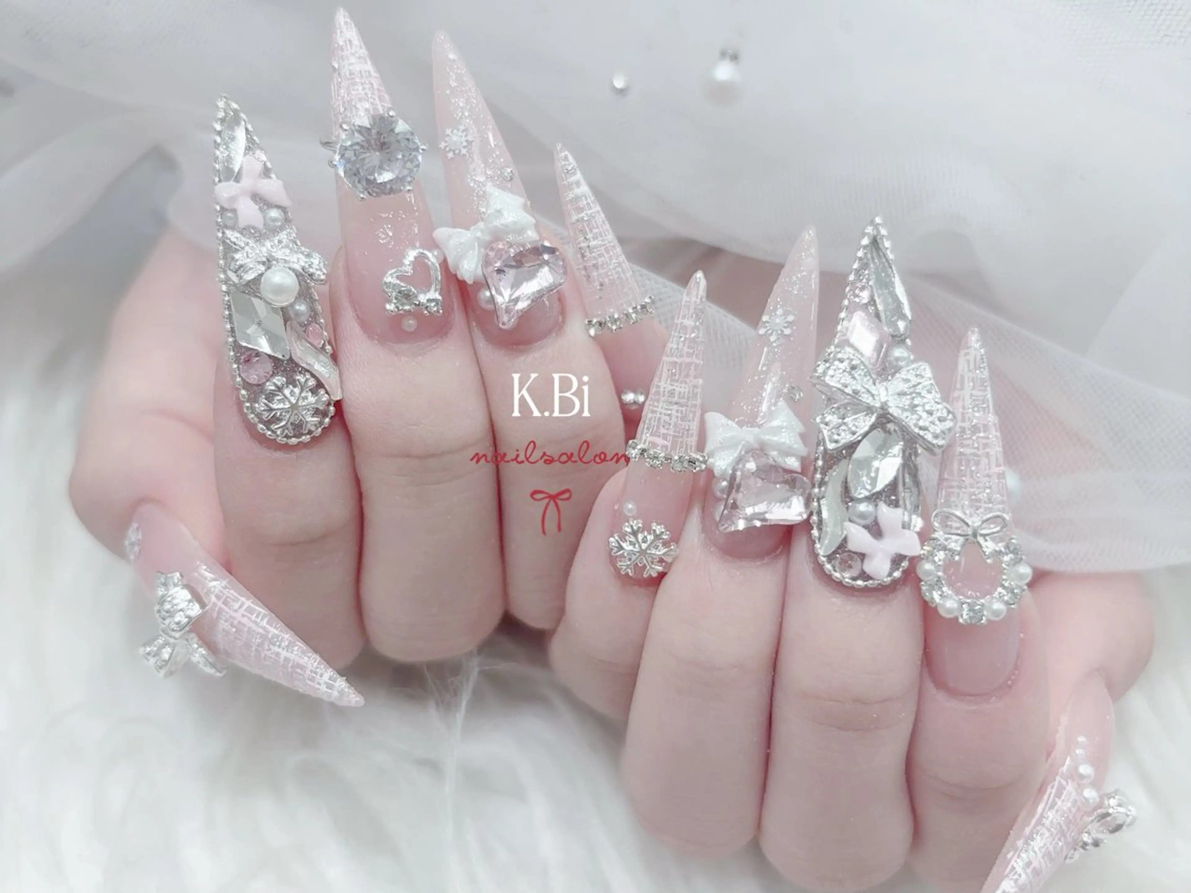 ネイル 成人式 ハンドネイル K.bi_nailsalon所属・K.bi_nail ネイル長さ出し専門店のネイルデザイン