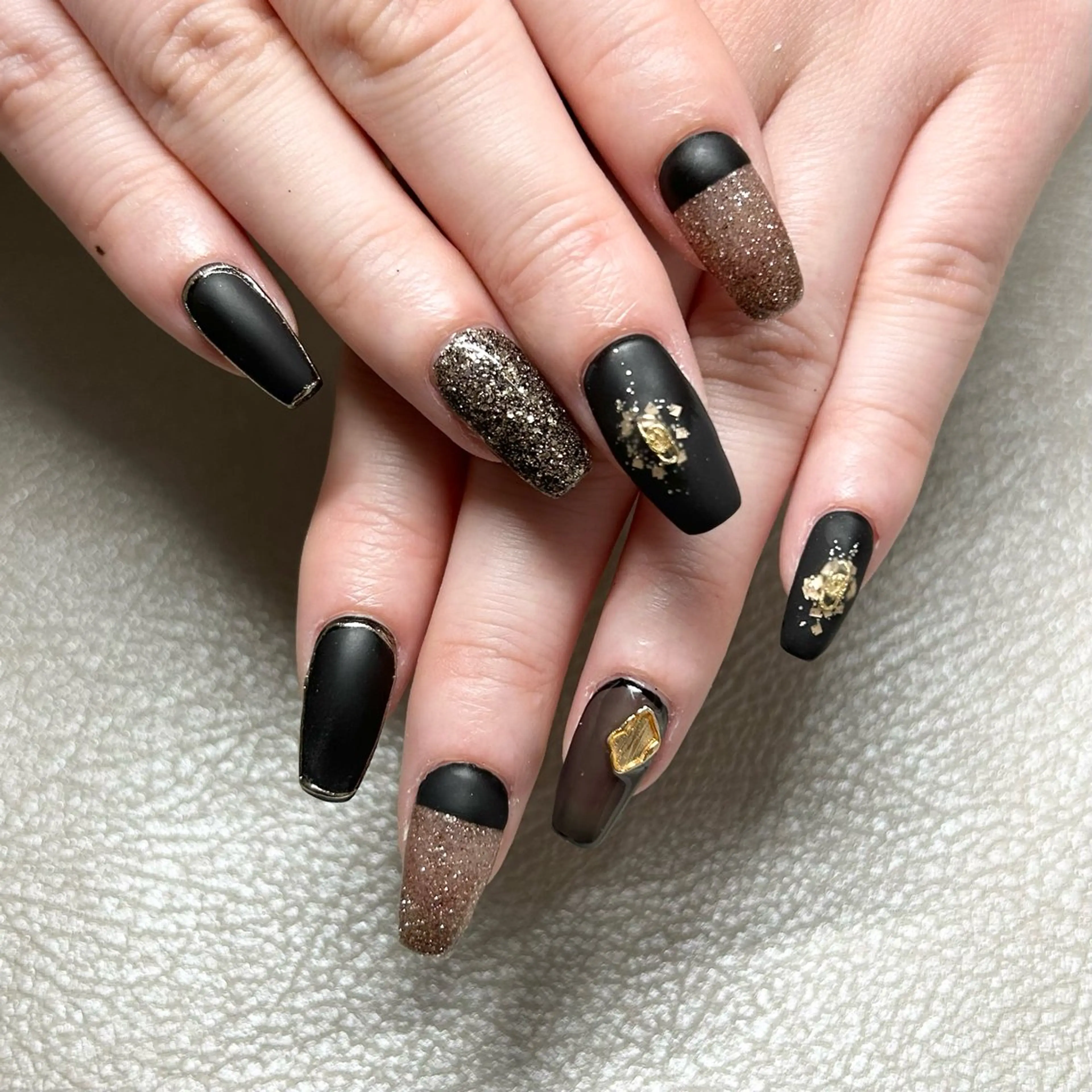 ネイル ジェルネイル ロングネイル ニュアンスネイル パラジェル ハンドネイル ハンドケア she nail studio所属・パラジェル/スカルプ salonOerbaのネイルデザイン