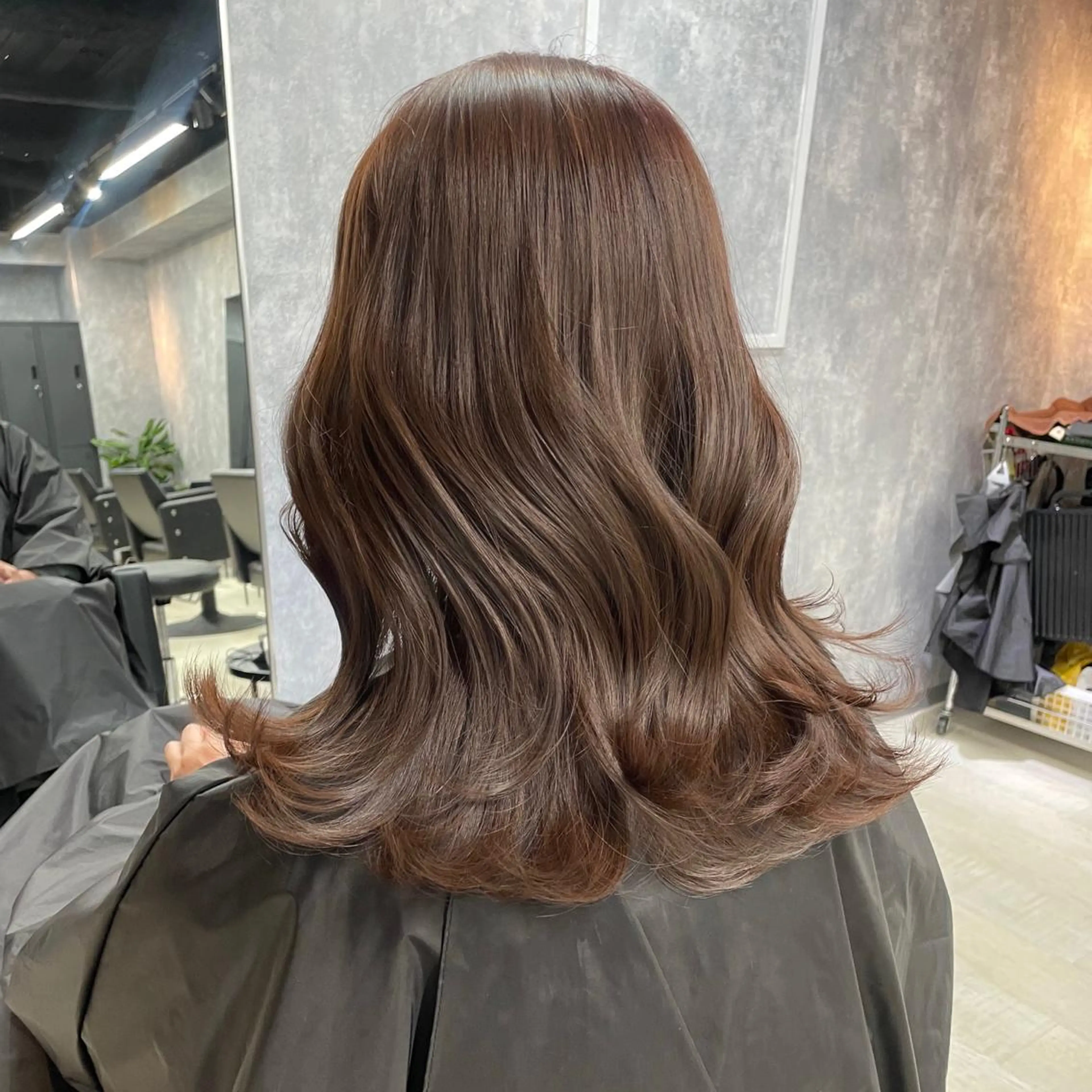 ミディアム カラー カット ヘアカラー トリートメント 宮城 ほのかのヘアスタイル