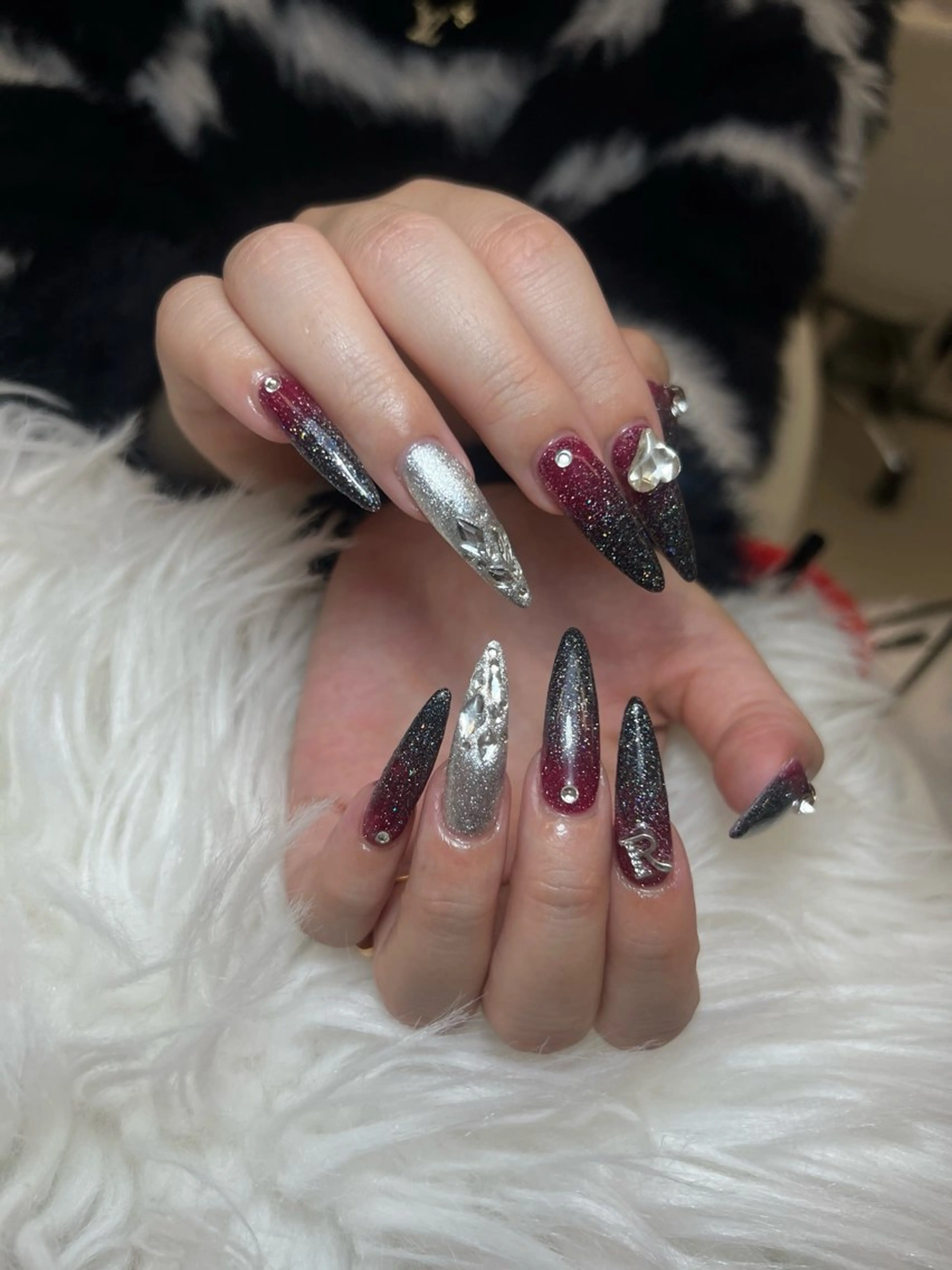 ネイル アートネイル オーロラネイル チークネイル 長さ出し フットネイル Noiranail_ studio川越西口のネイルデザイン