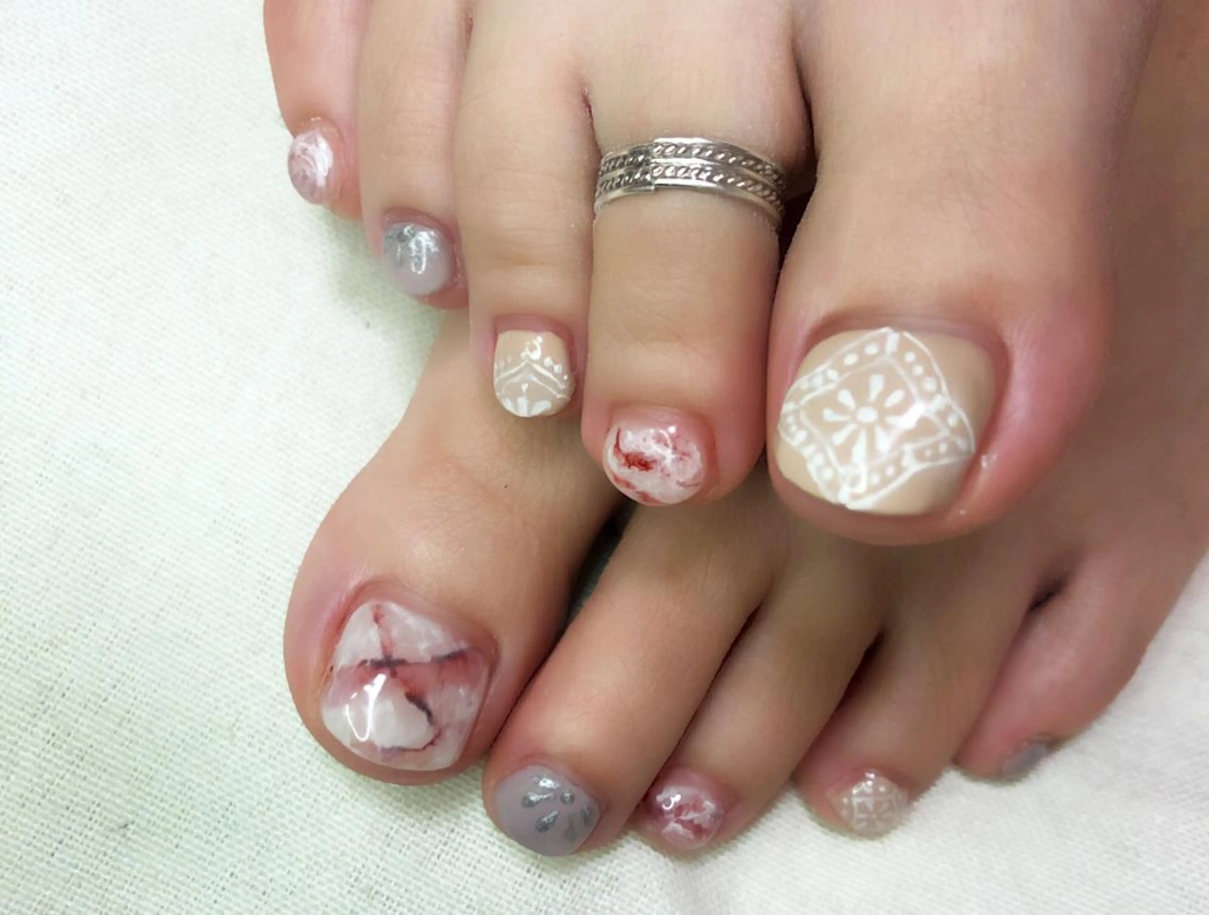 ネイル AZU nailのネイルデザイン