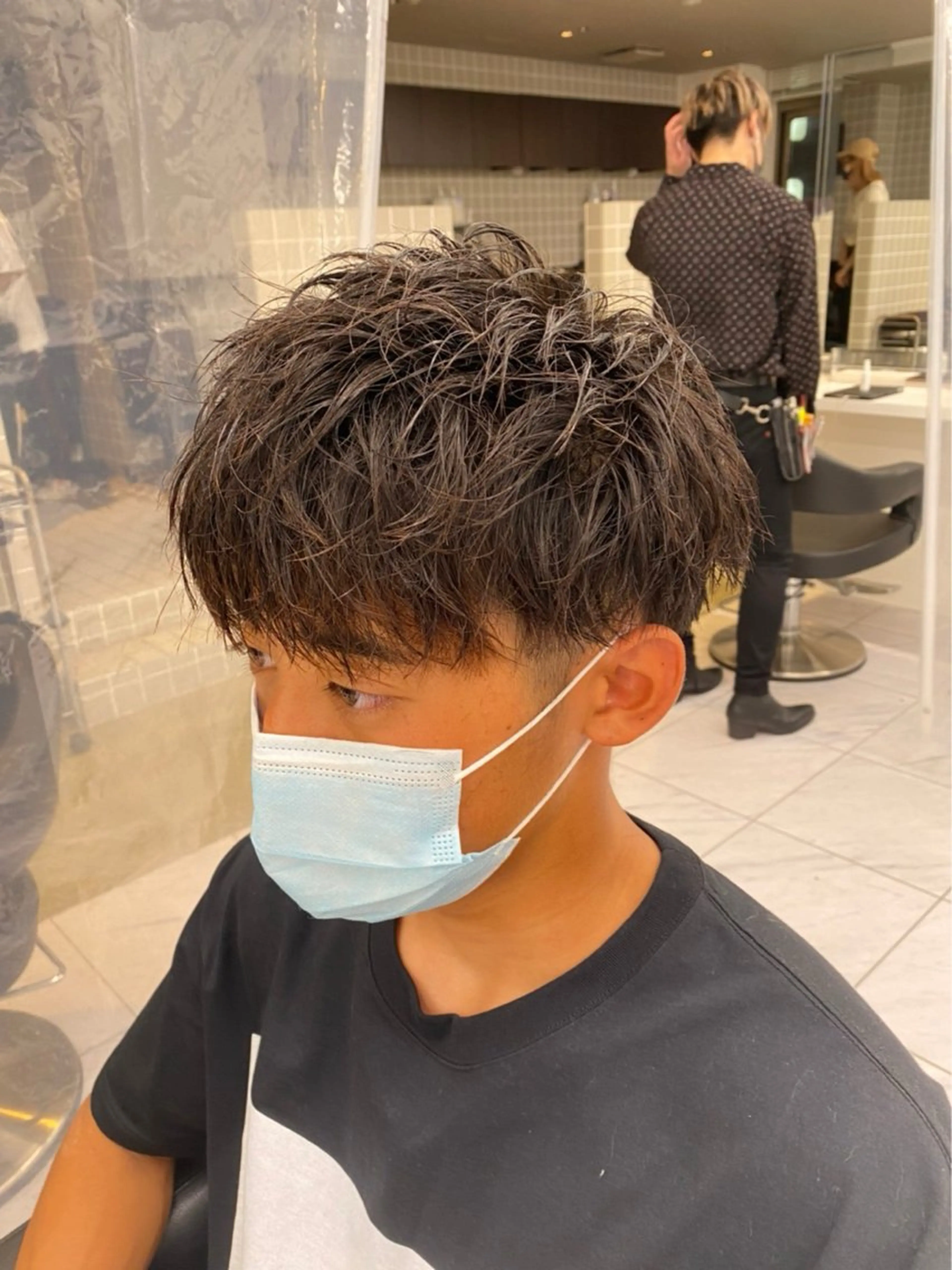 ショート パーマ メンズ *モデル募集🤍横浜 透明感カラー🫧のヘアスタイル