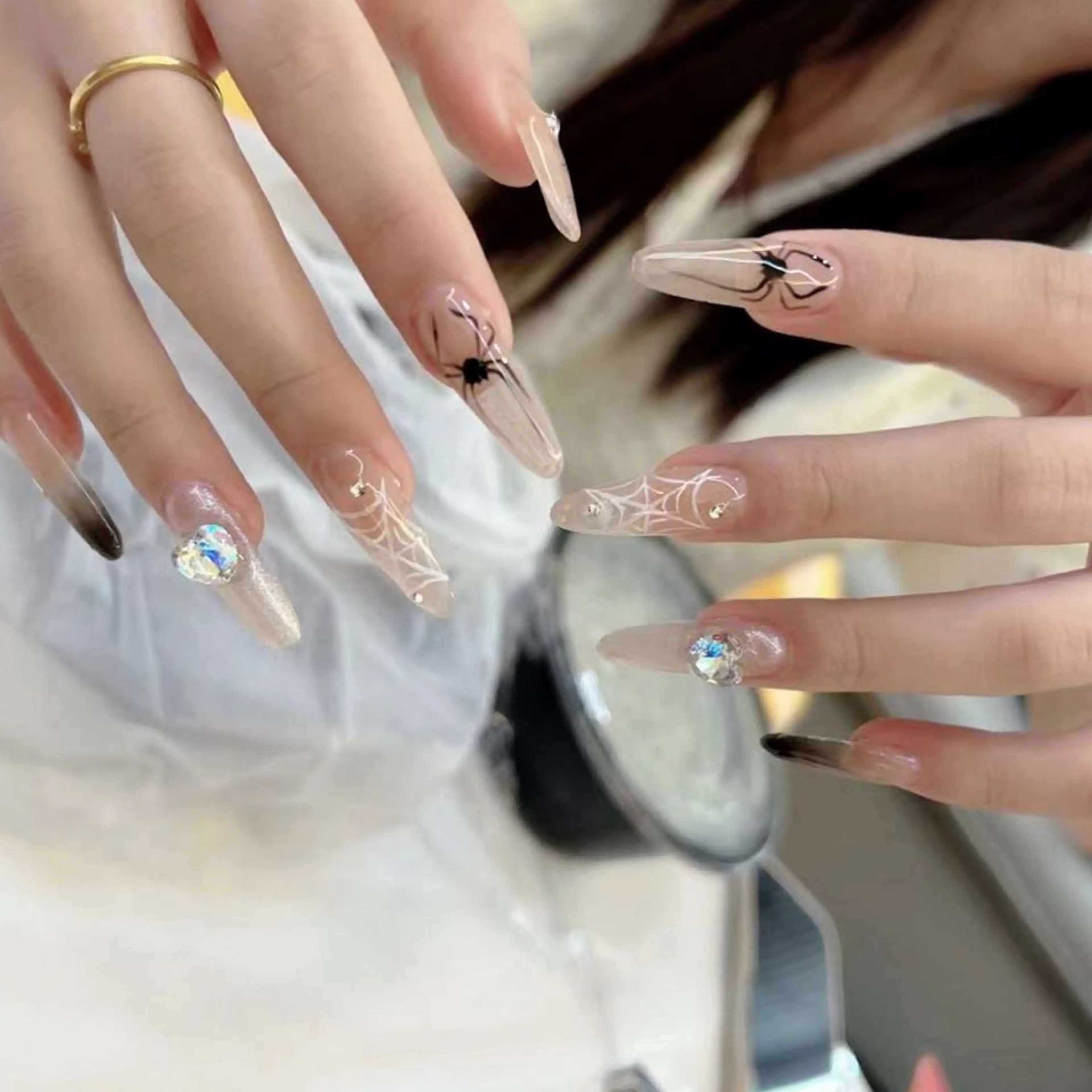 ネイル E·U·B ネイル所属・横浜市中区曙町 E·U·Bネイルのネイルデザイン