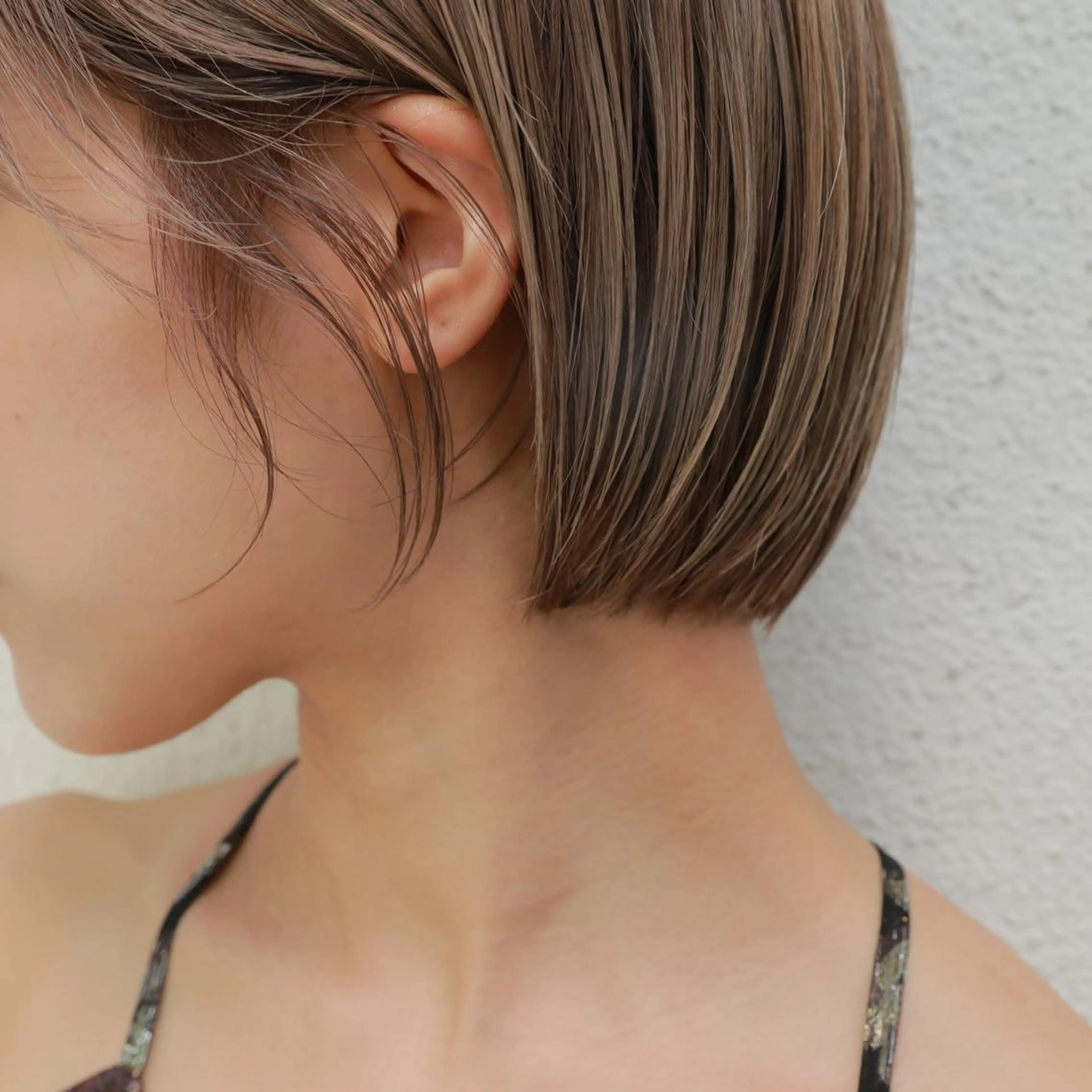 ミディアム カラー ブリーチカラーが人気 onnuのヘアスタイル