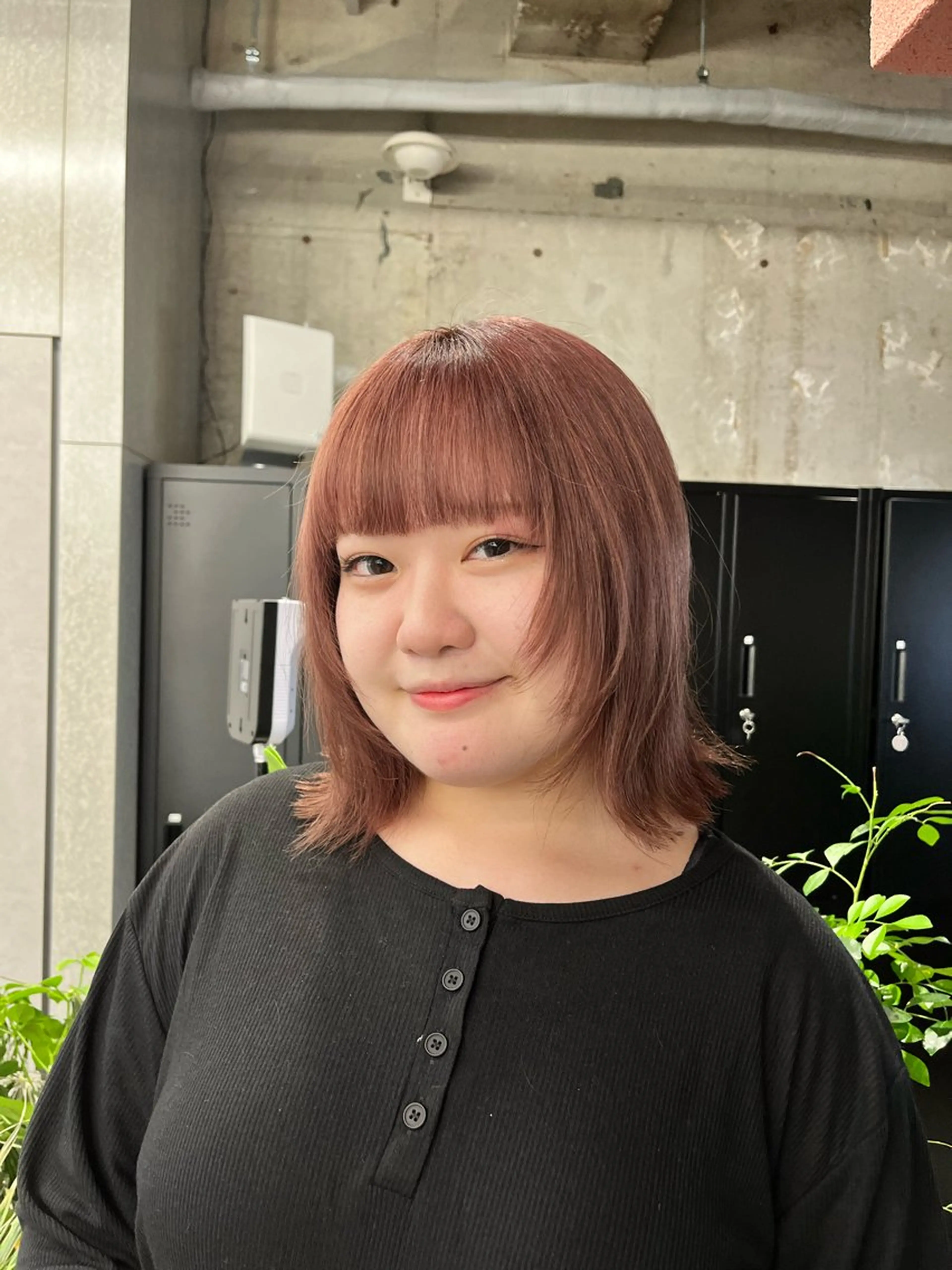 カラー 林 菜月のヘアスタイル