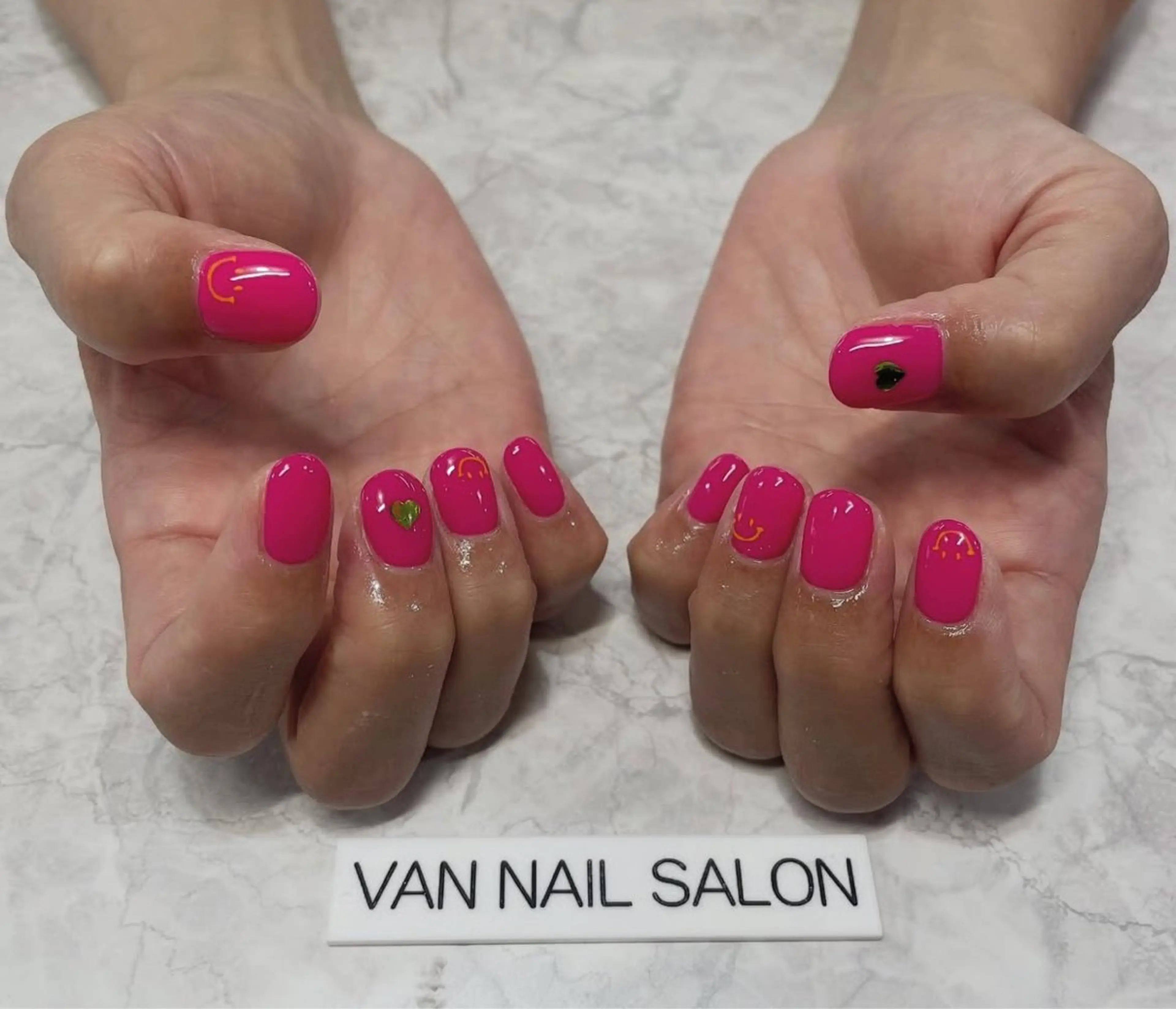 ネイル ハンドネイル Van Nail Salonのネイルデザイン