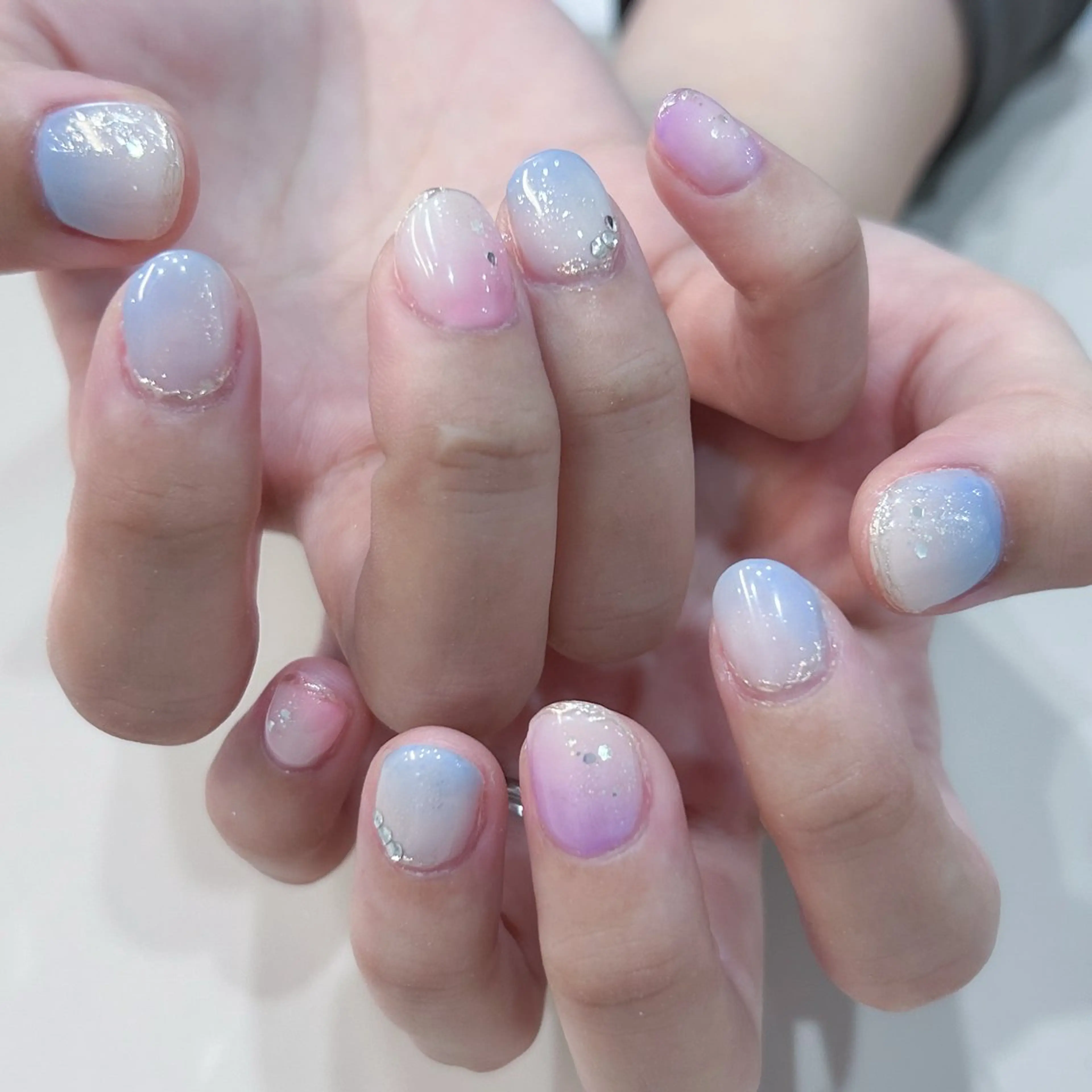 ネイル gratify心斎橋 松本のネイルデザイン