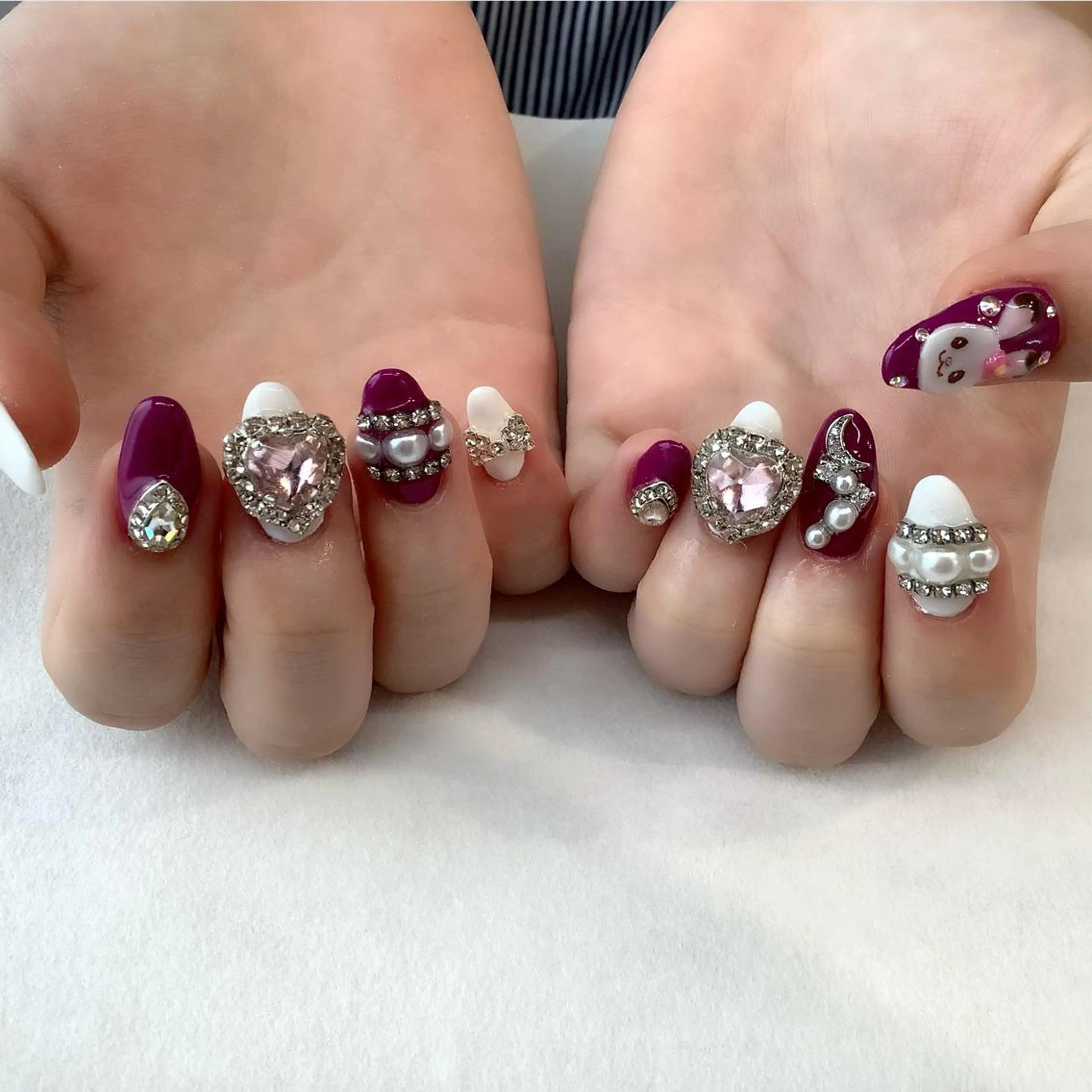 ネイル ハンドネイル 💎🐰 saki. m 🐰💎のネイルデザイン