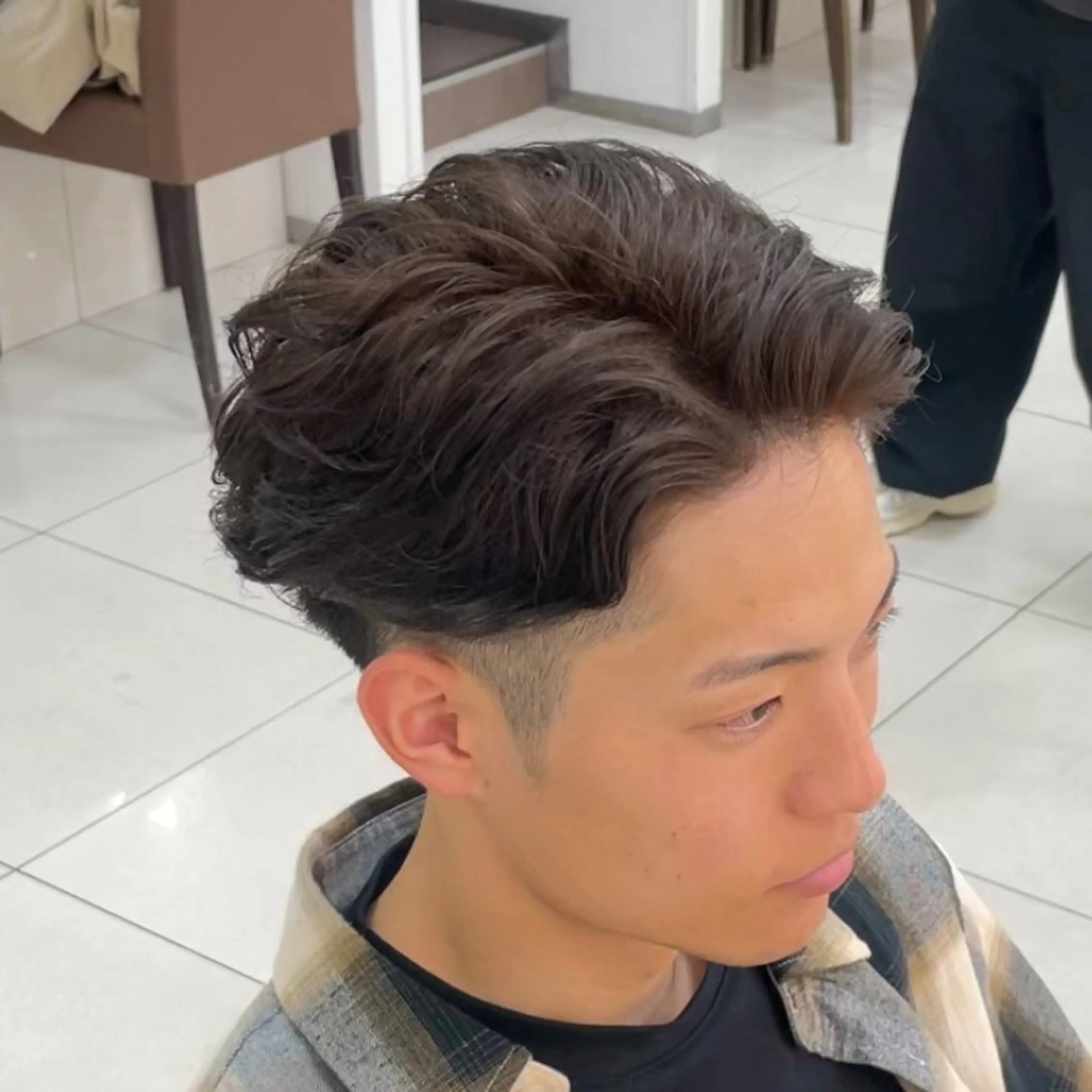 カラー パーマ メンズ 崎山 紗吏のヘアスタイル