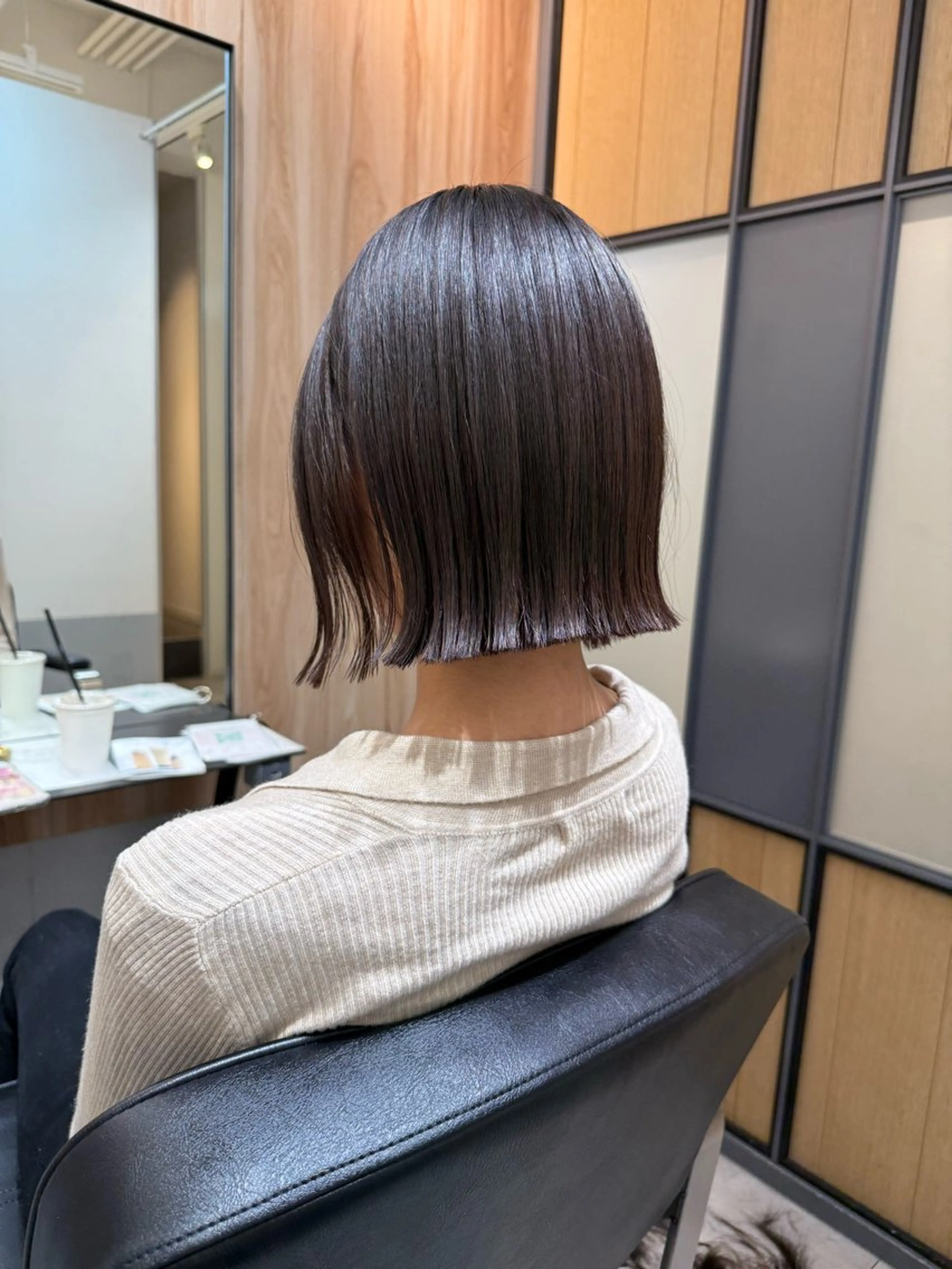 ショート カラー 切りっぱなしボブ ボブ カット ヘアカラー 神戸ボブ✂️ ioe三宮/田 伸佳のヘアスタイル