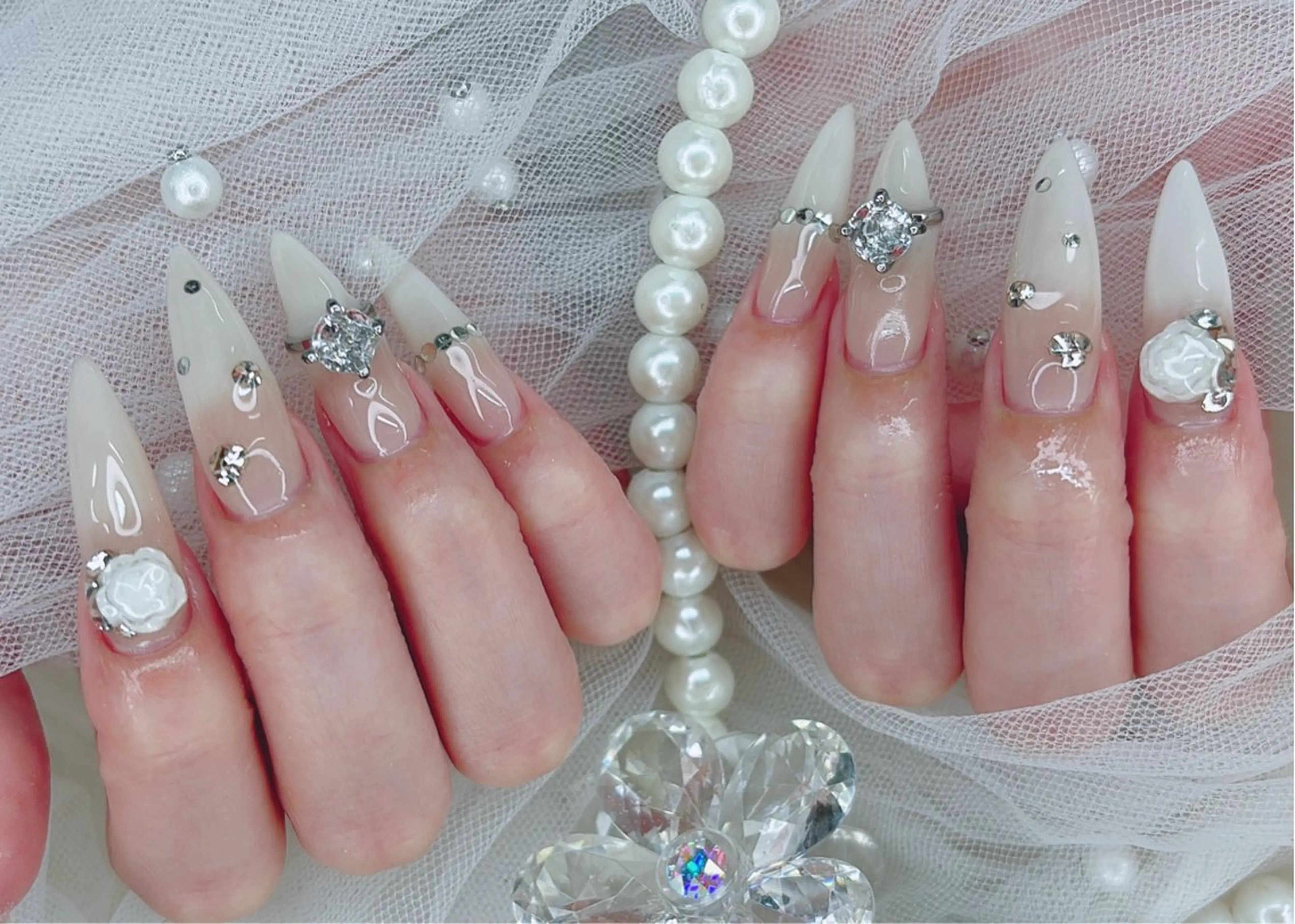 ネイル R nailsalon所属・ナ ナのネイルデザイン