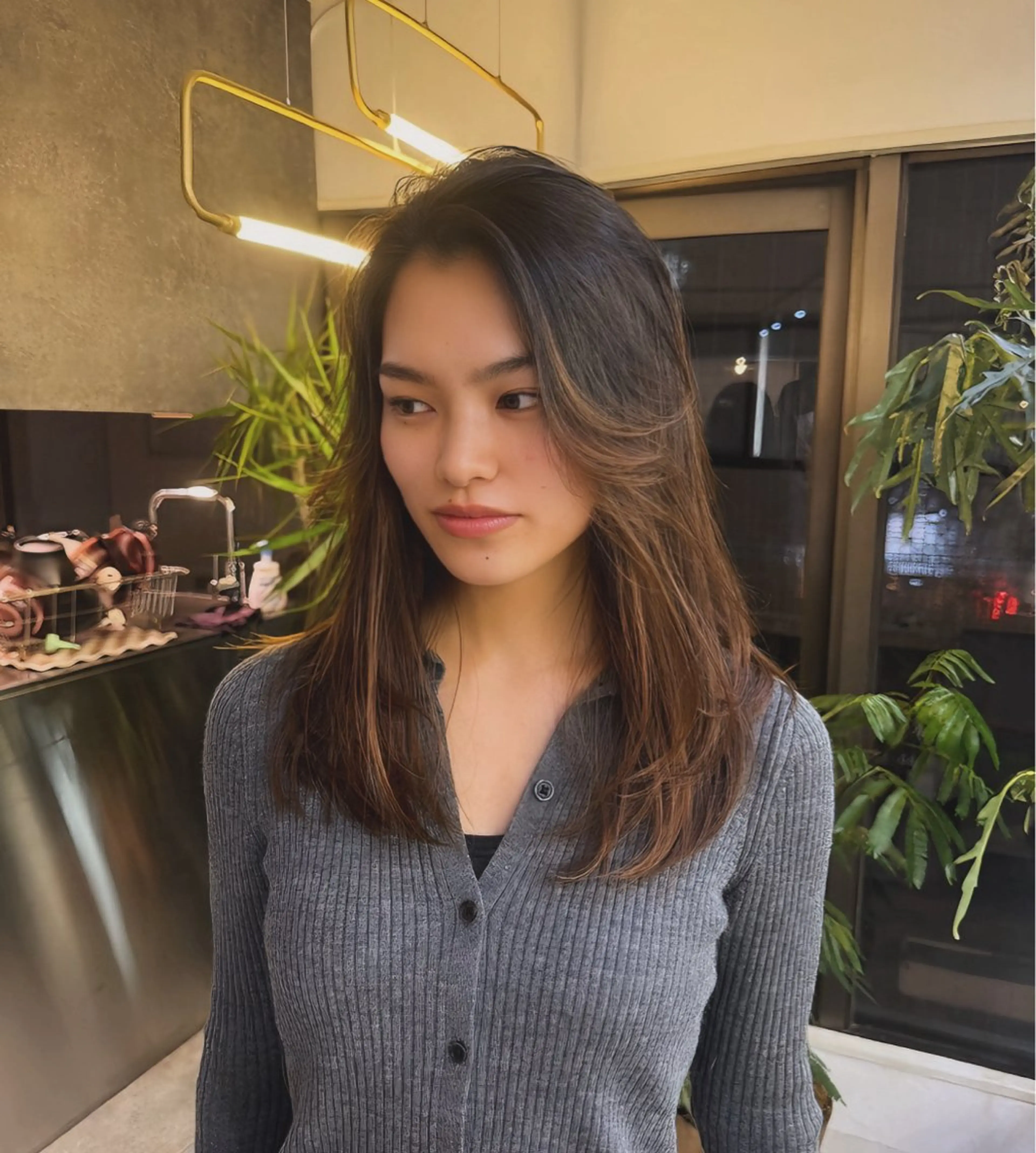 セミロング カット LUCCI所属・udaハイトーン /ボブ/レイヤーのヘアスタイル