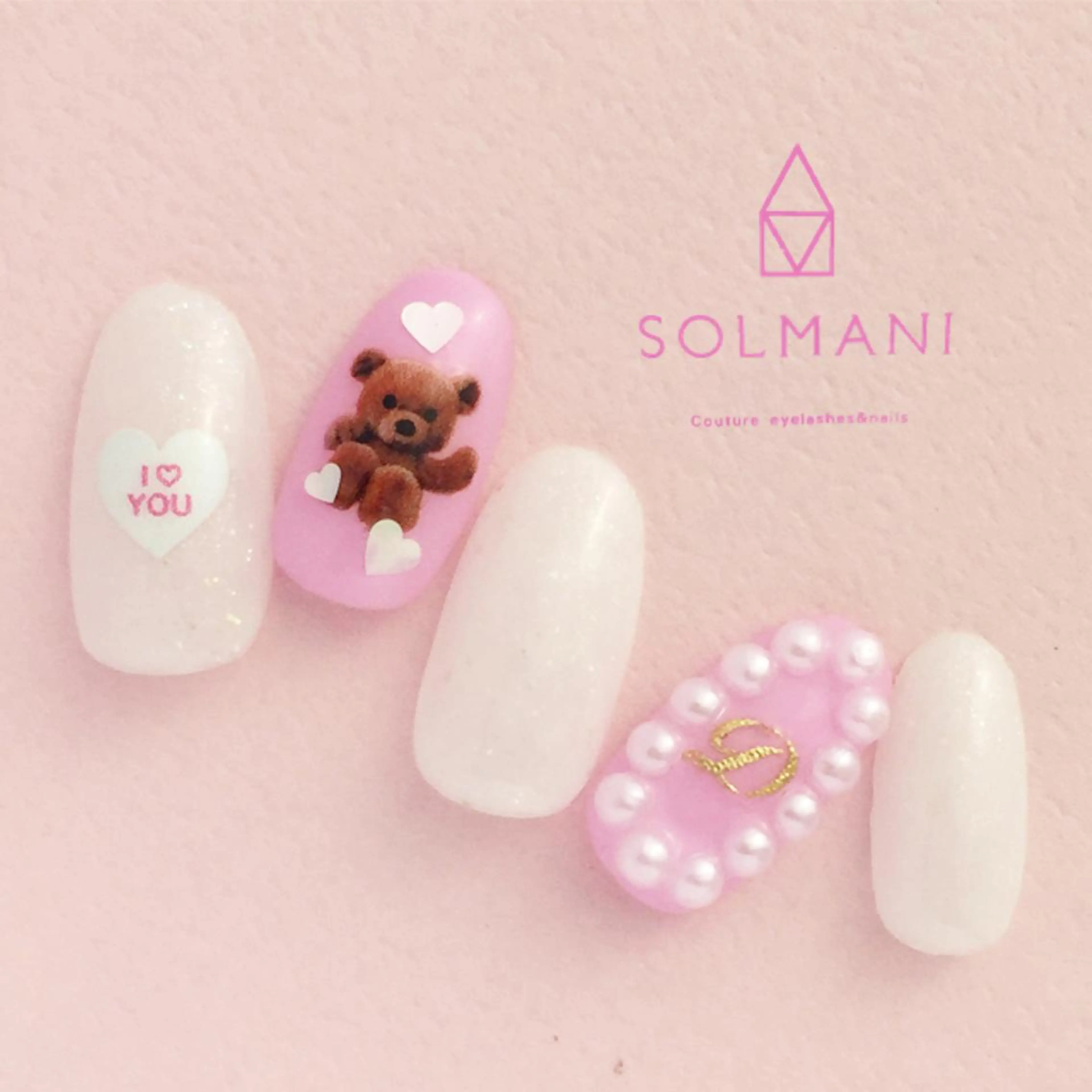 ネイル SOLMANI 予約担当のネイルデザイン