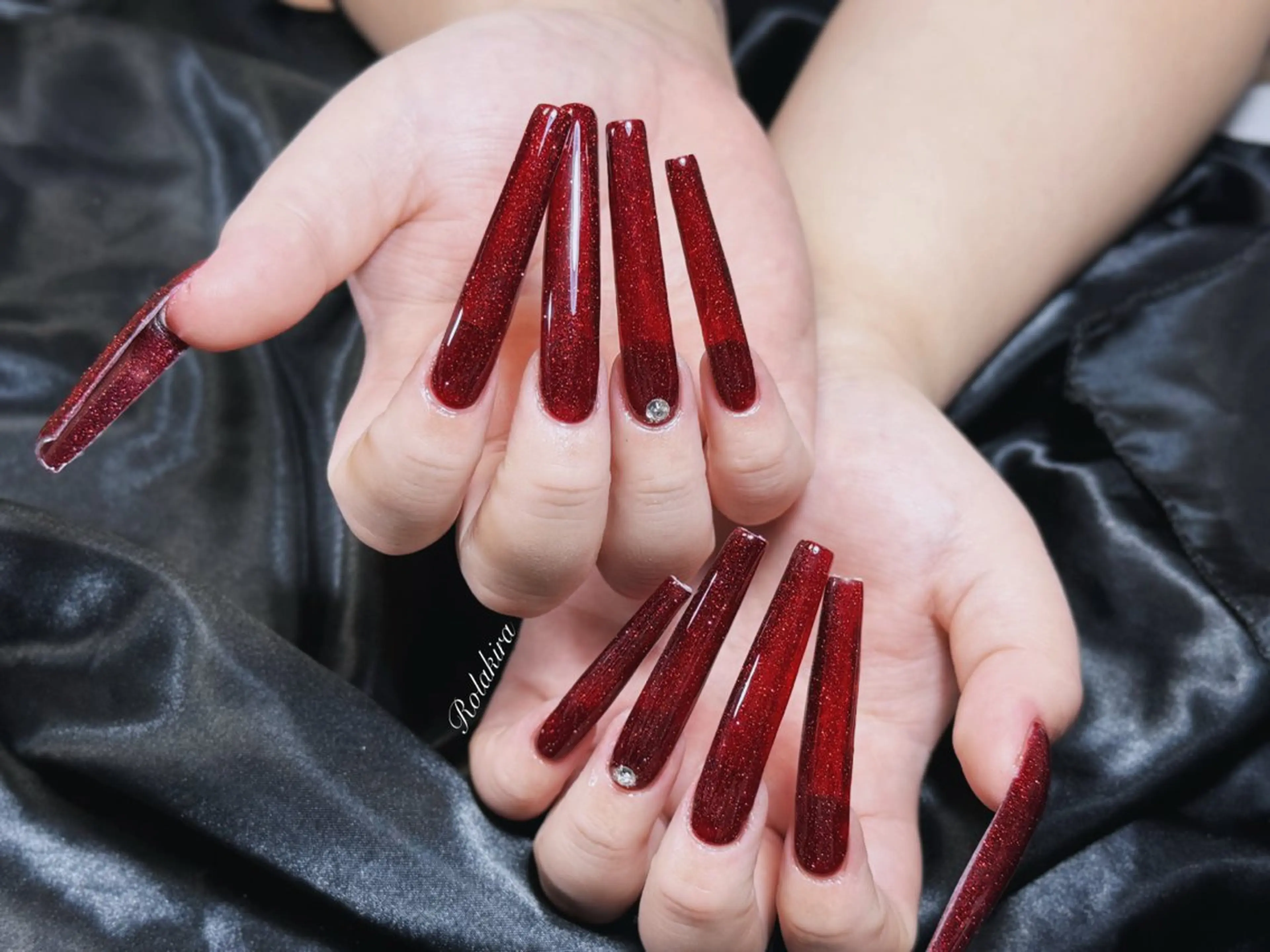 ロング 韓国風ヘア ハンドネイル Rola kira nail salon所属・Rola kira 麗のネイルデザイン