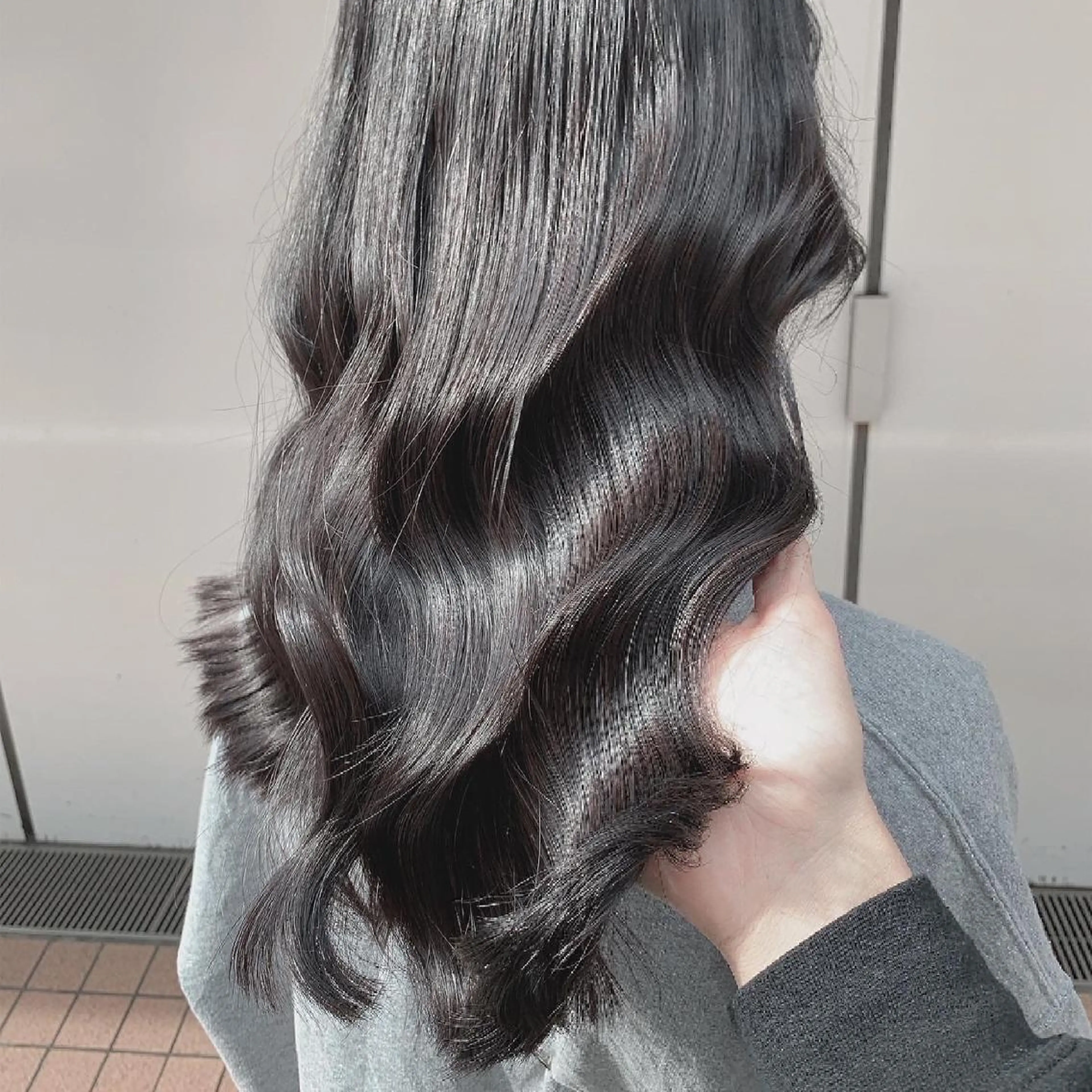 カラー グレージュ 💍大人デザイン /ハイトーン♡リクトのヘアスタイル