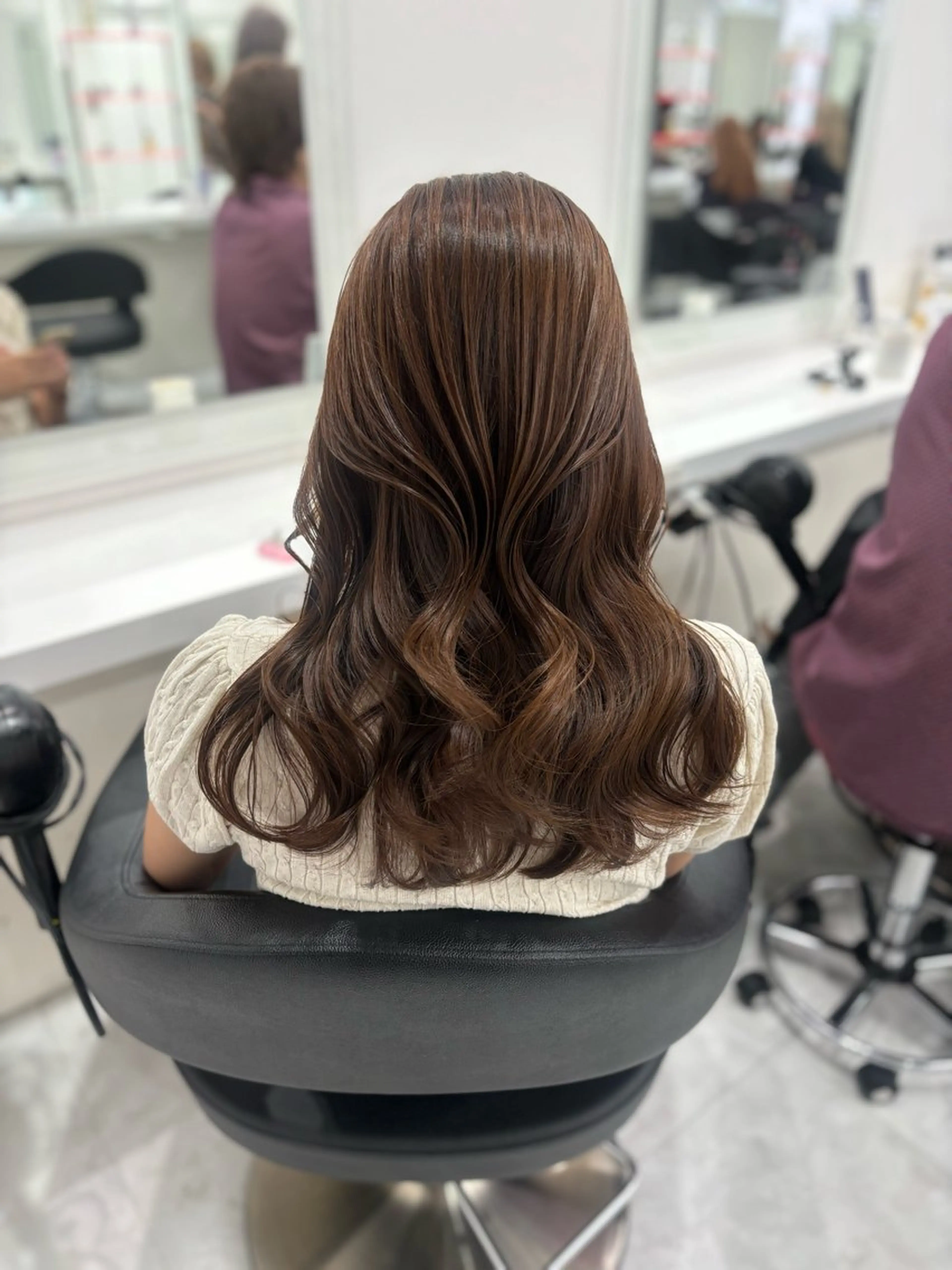ロング まろっと艶感ブラウン ベージュ🤍まなかのヘアスタイル