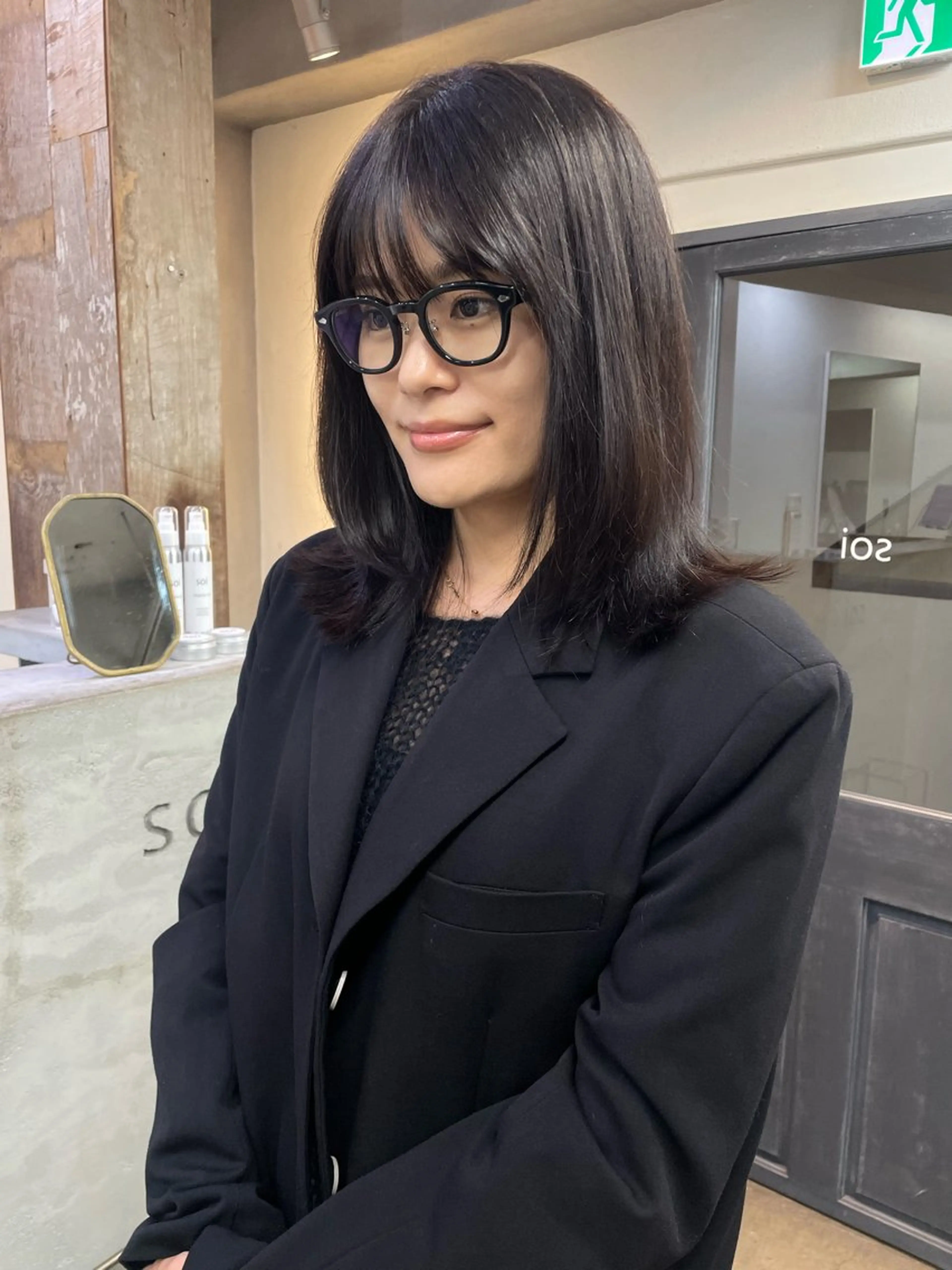 ミディアム ヘアカラー mio ／ハイトーンのヘアスタイル