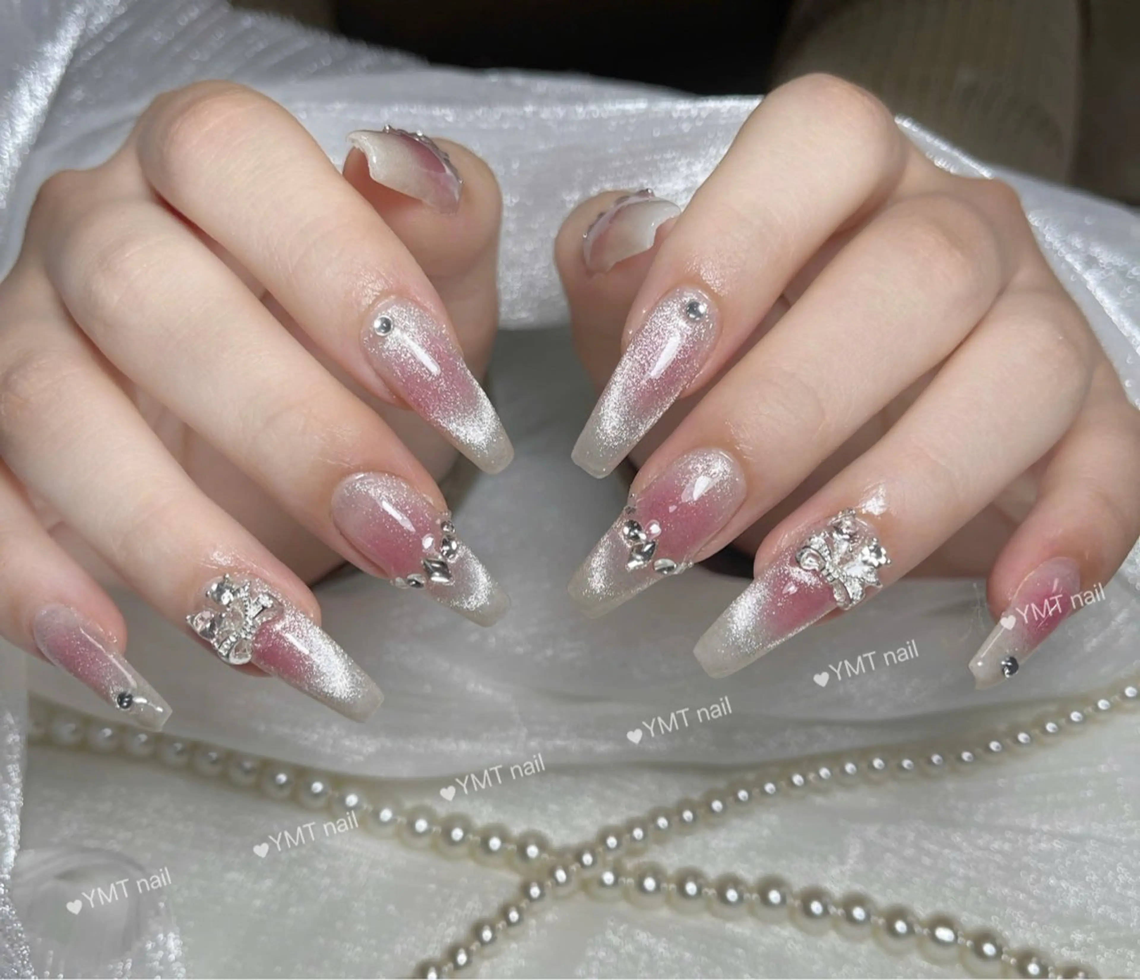 ネイル 長さ出し フットネイル ジェルネイル 韓国ネイル マグネットネイル ハンドネイル YMT NailStudio所属・YMT NailStudioのネイルデザイン