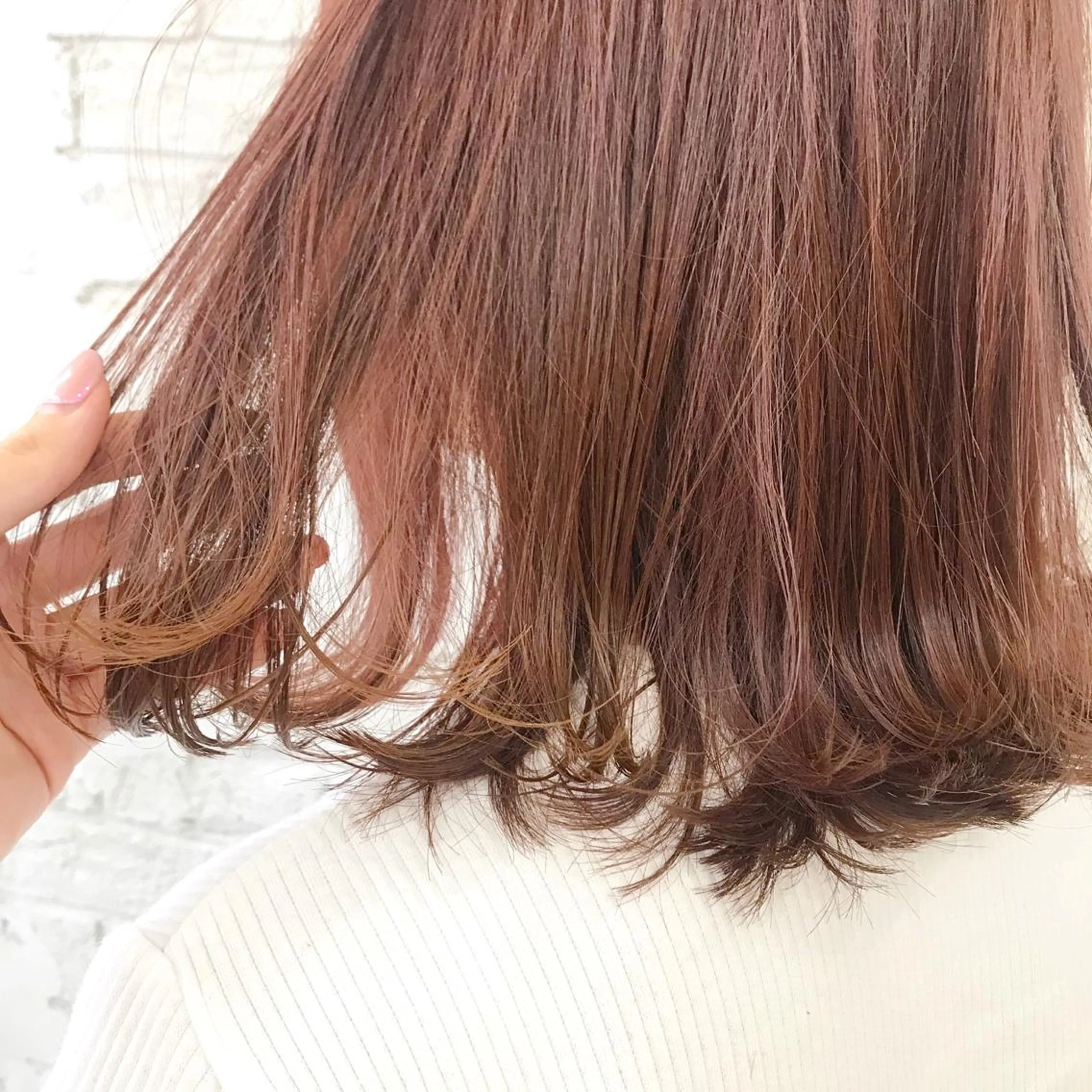 セミロング カラー オリーブ/アッシュ やわらか透明感カラーのヘアスタイル