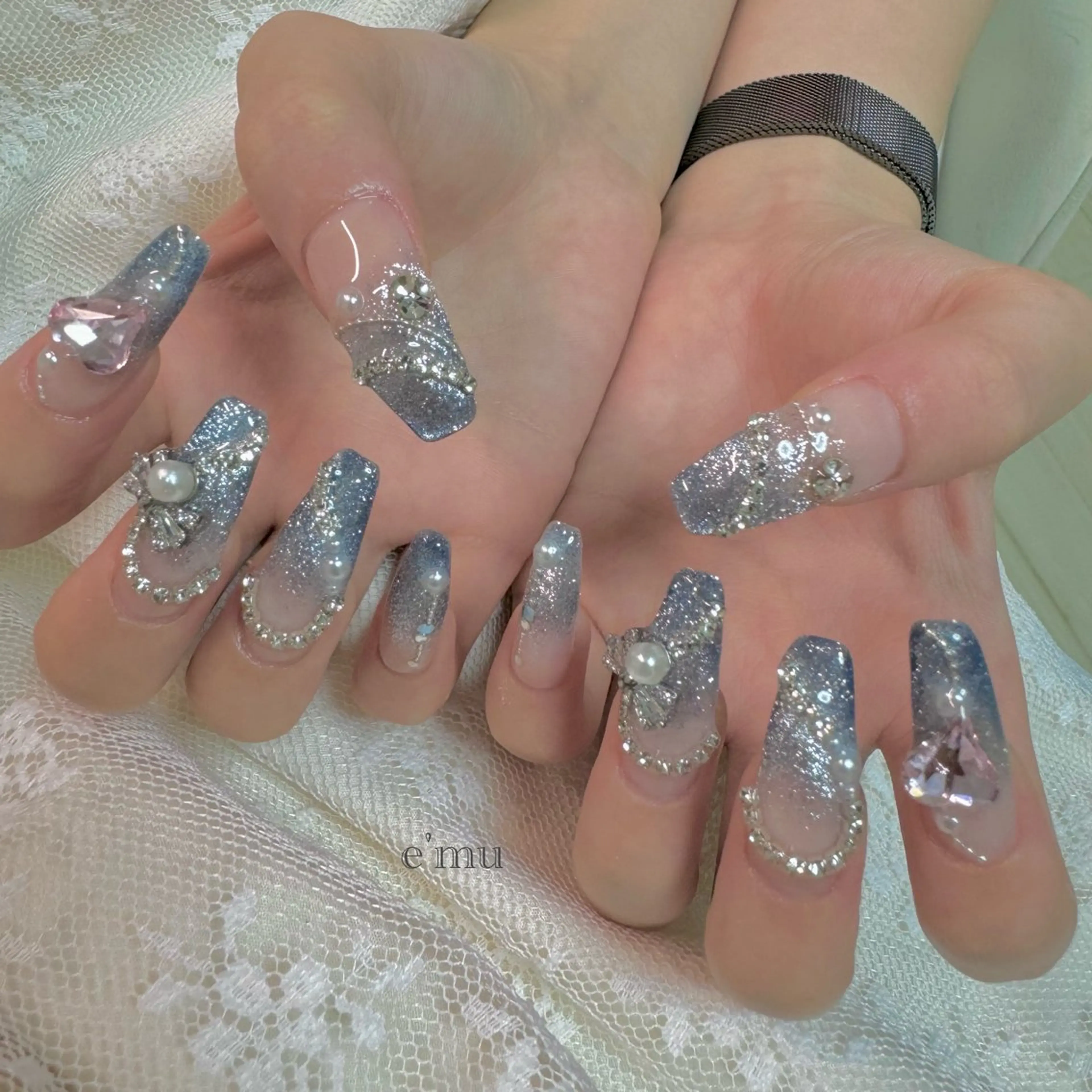 ネイル キラキラネイル ハンドネイル nail salon e'mu💐のネイルデザイン