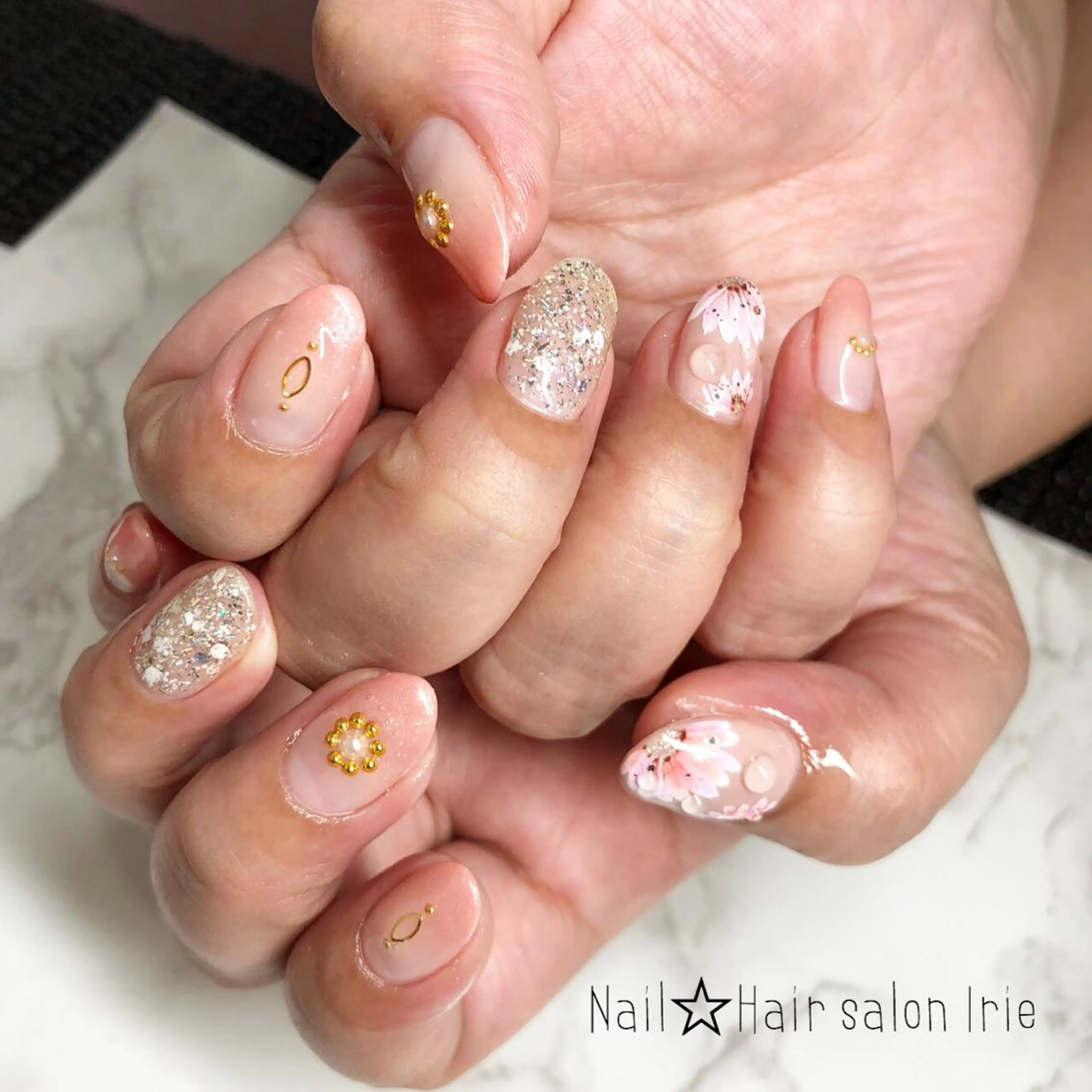 ネイル Hair salon Irie所属・與儀 知佳のネイルデザイン