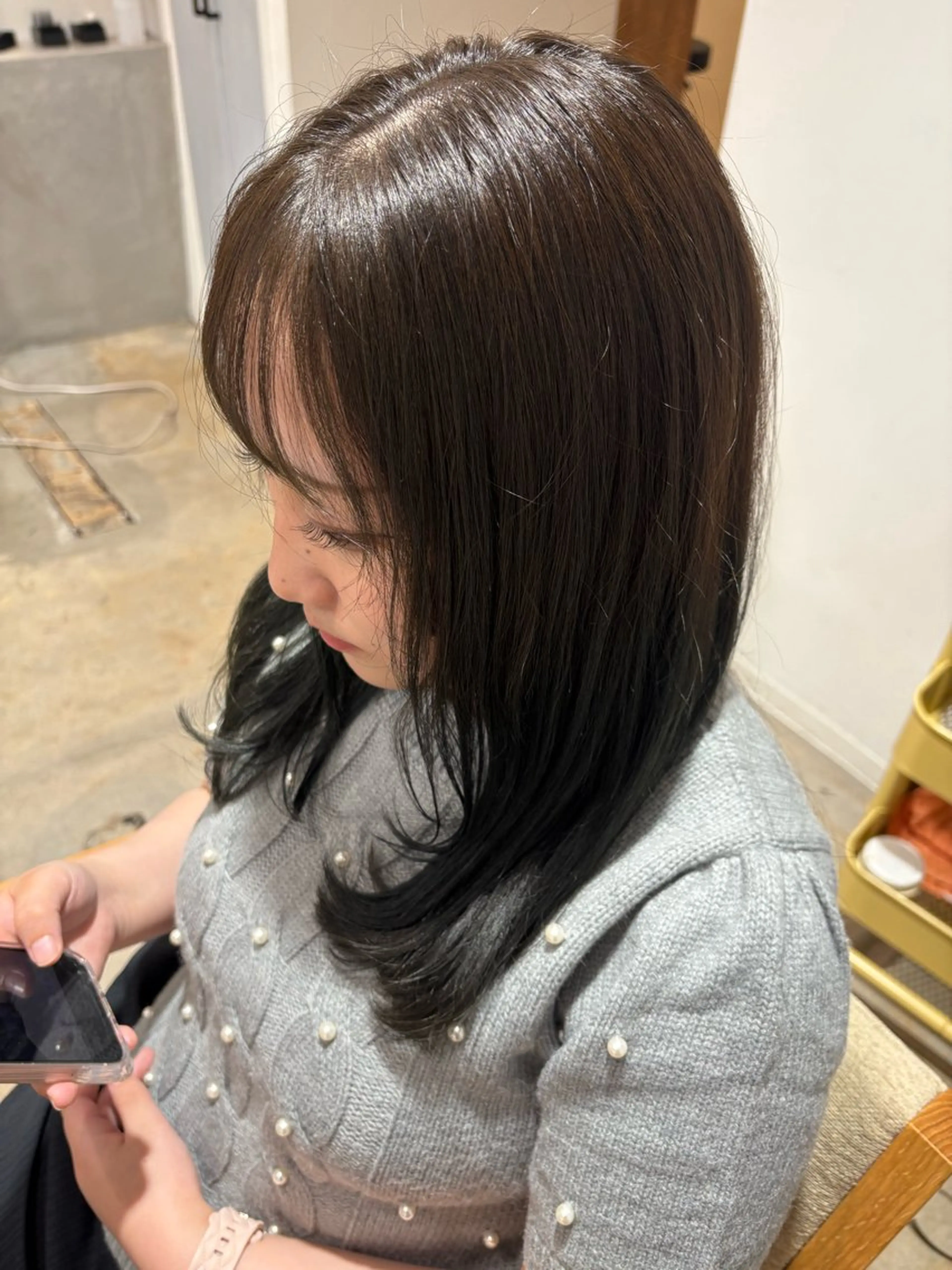 セミロング カラー Gigi宇都宮所属・渡辺 樹花のヘアスタイル