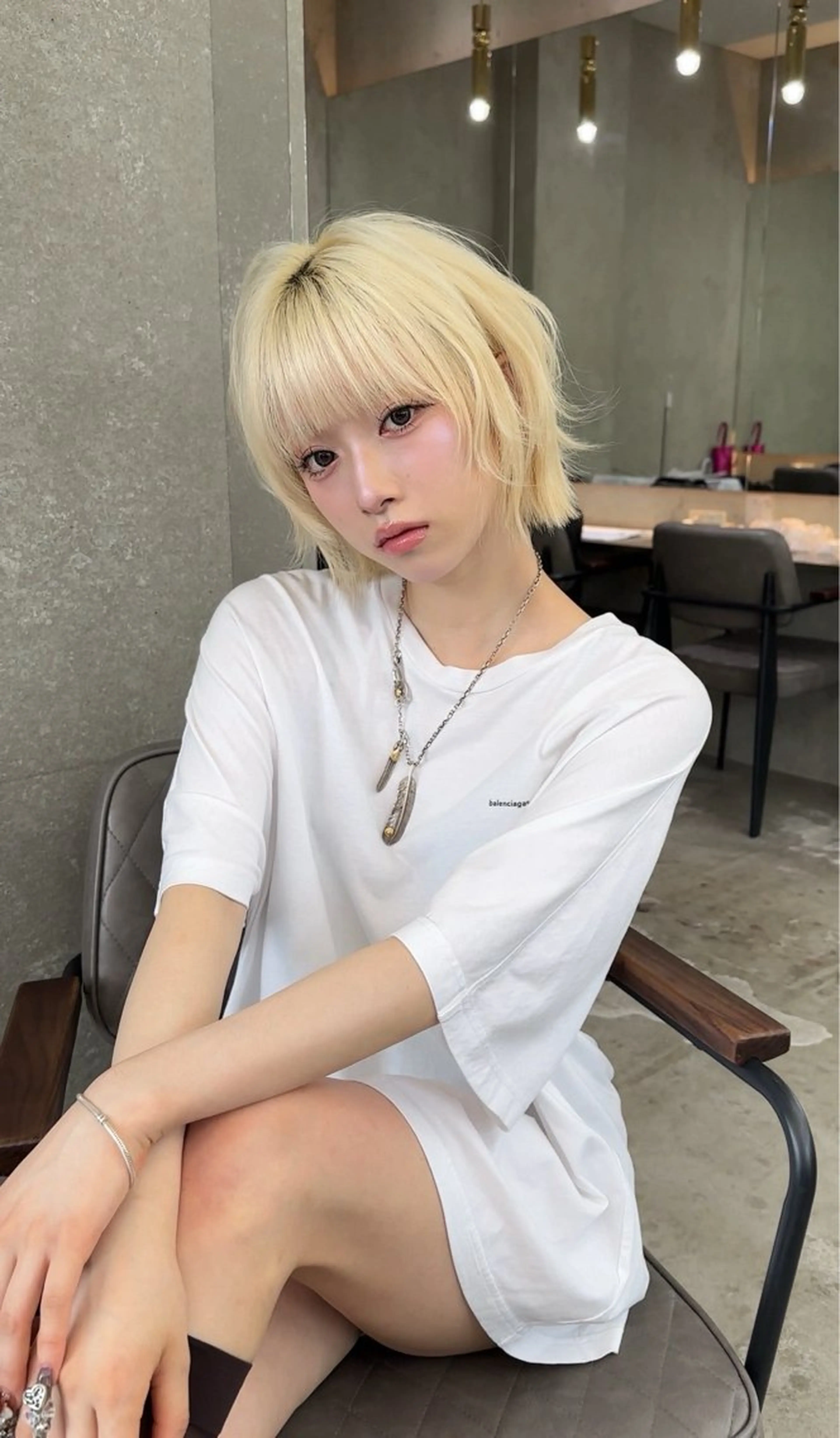 ショート カラー カット ヘアカラー トリートメント Lond Le'a /ハイトーンカラーのヘアスタイル