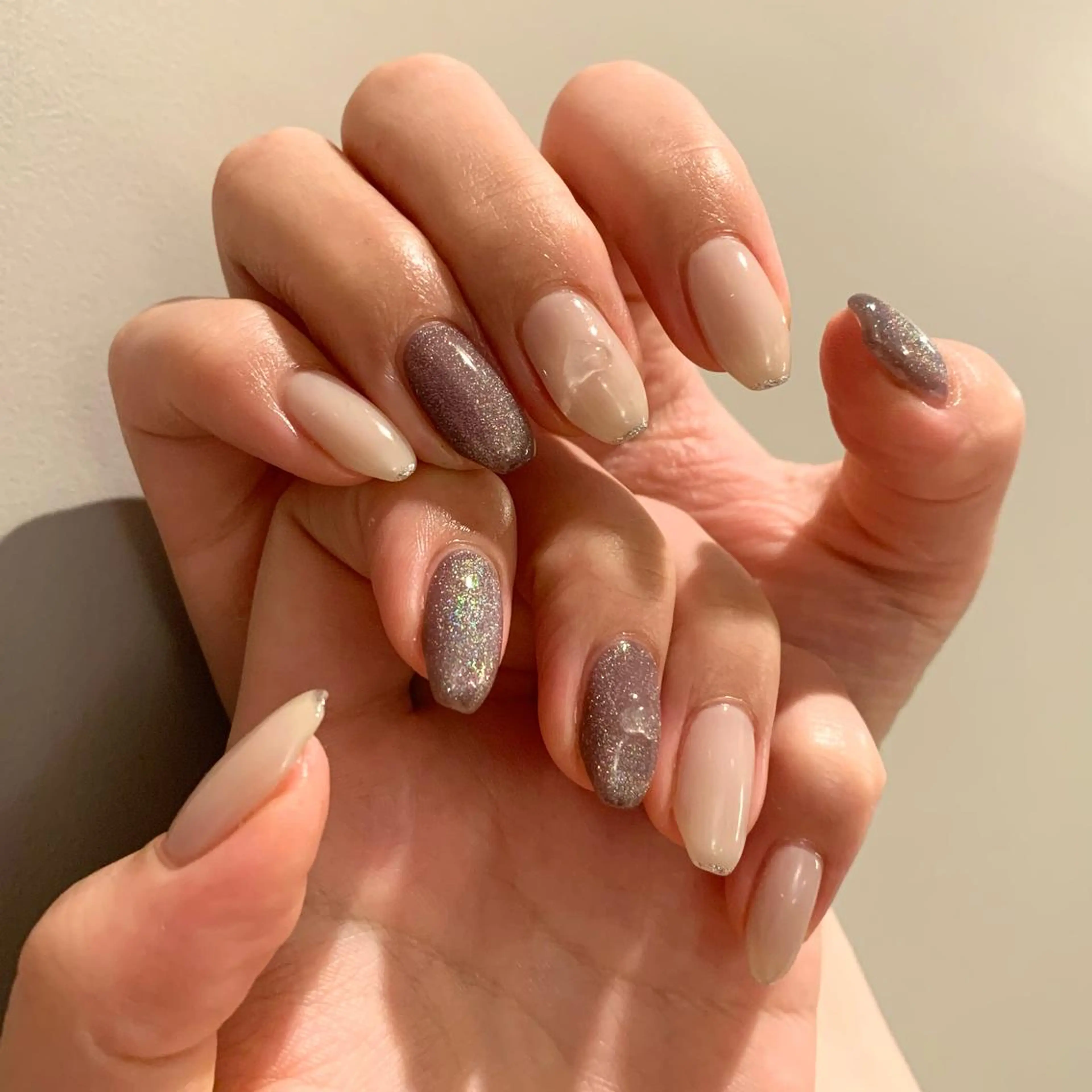 ネイル ストーンネイル ハンドネイル ウシク ミユキのネイルデザイン