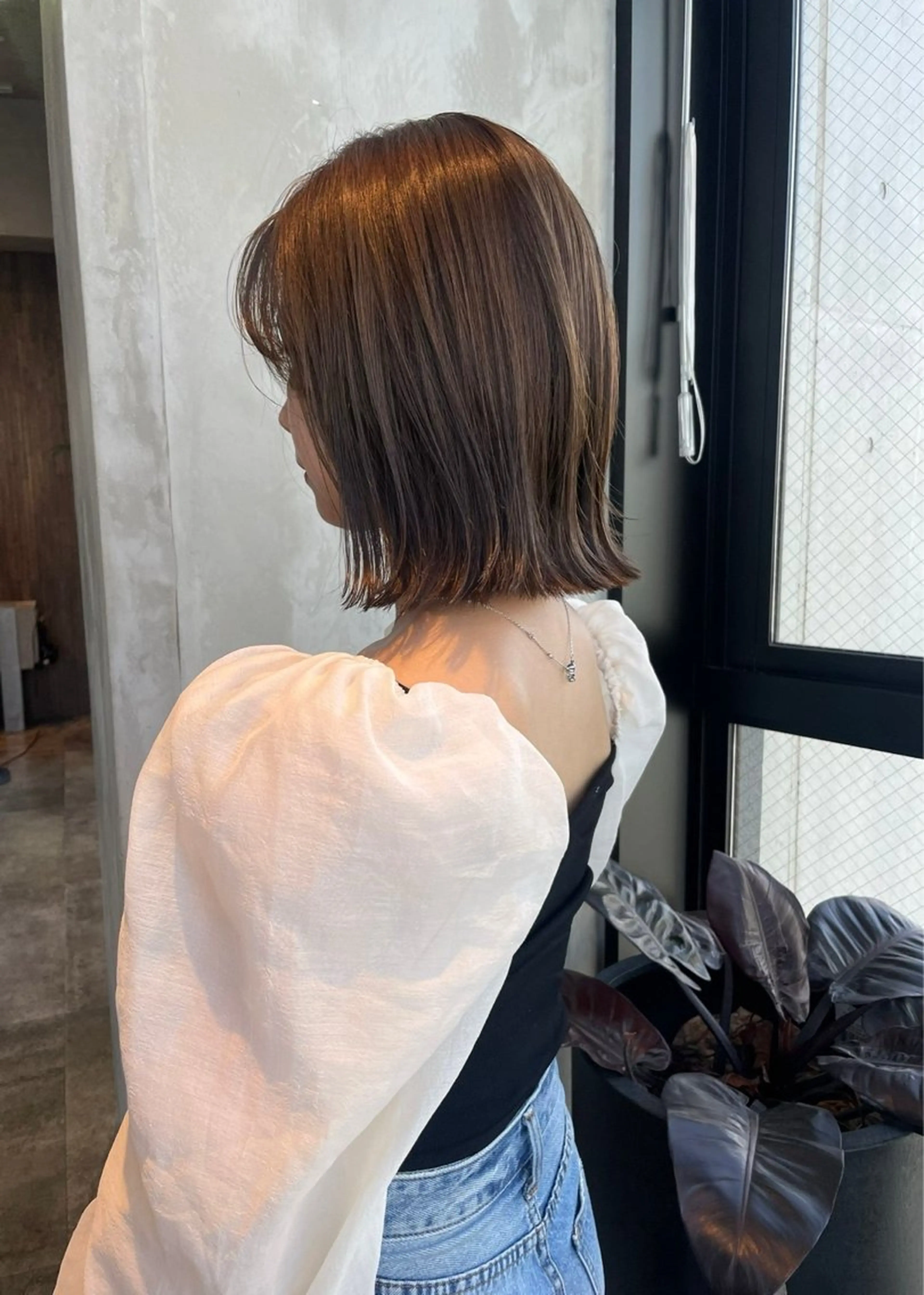 ショート カラー グレージュ オリーブグレージュ オリーブグレー ボブ 渋谷/レイヤーボブ・ 韓国ボブ特化/楓のヘアスタイル