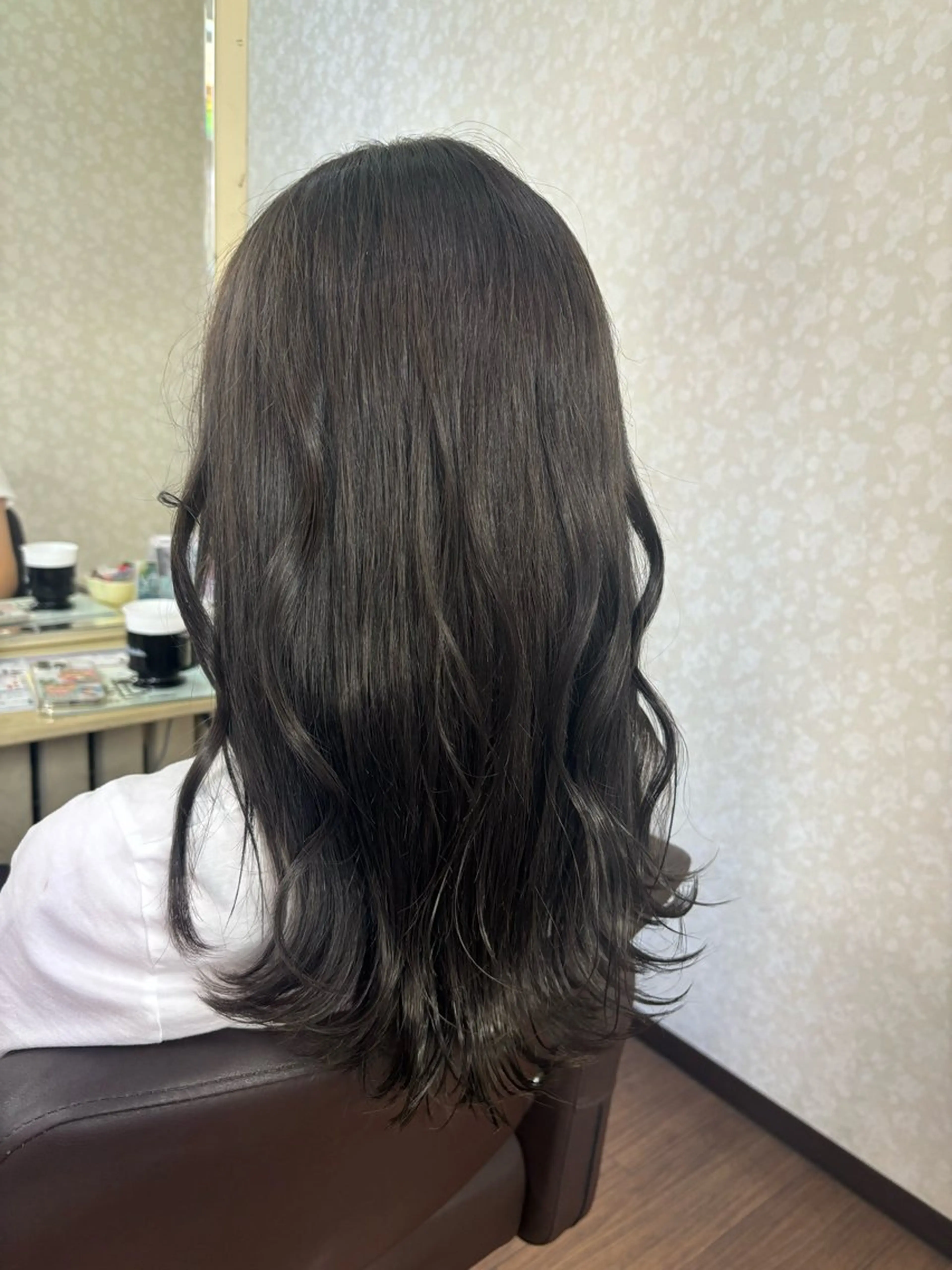 【学生さん応援📛】カラー+超音波トリートメントの写真