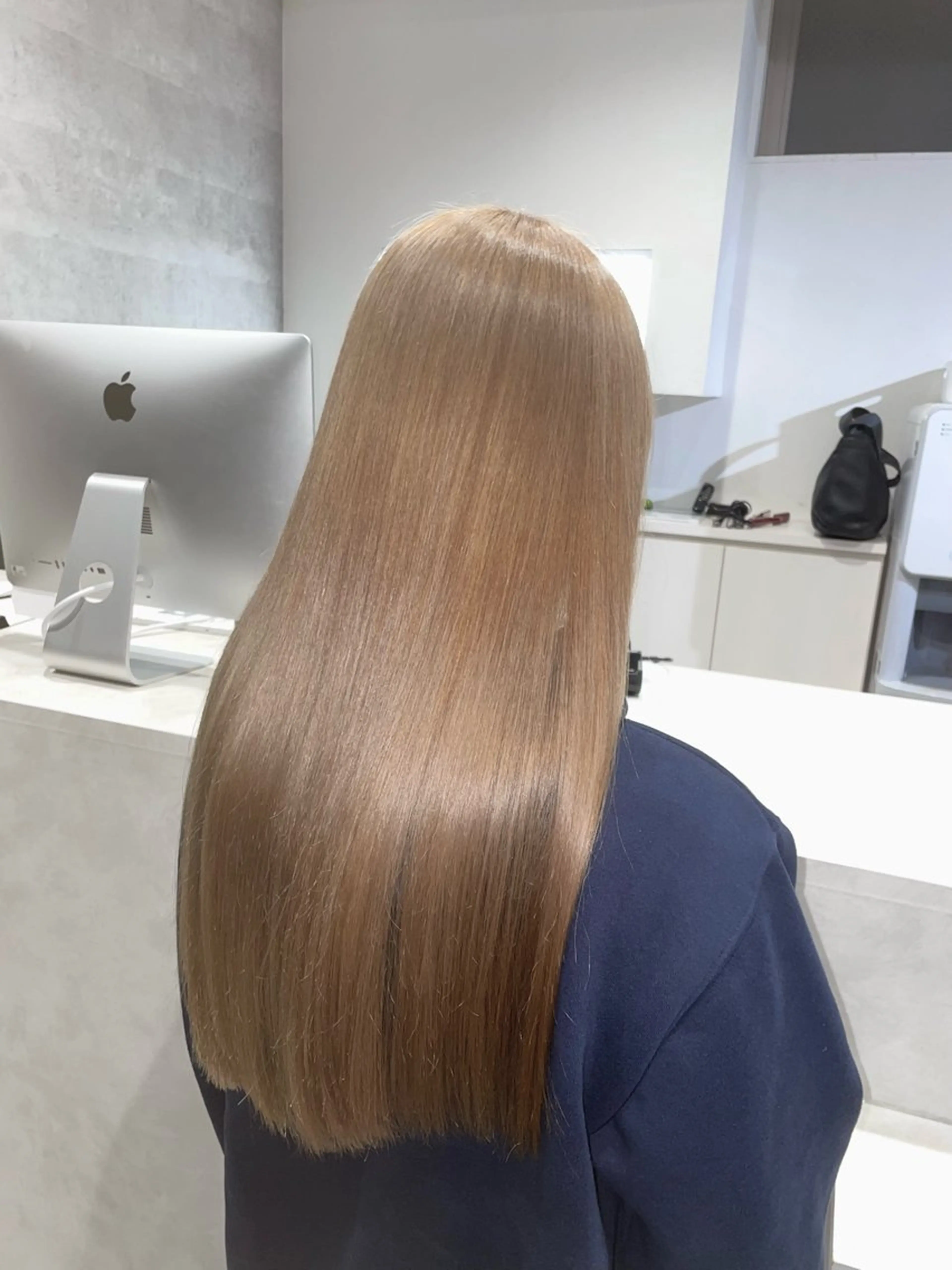 ロング カラー _WHITE難波店【アンダーバーホワイト】所属・鬼塚脇 一輝のヘアスタイル