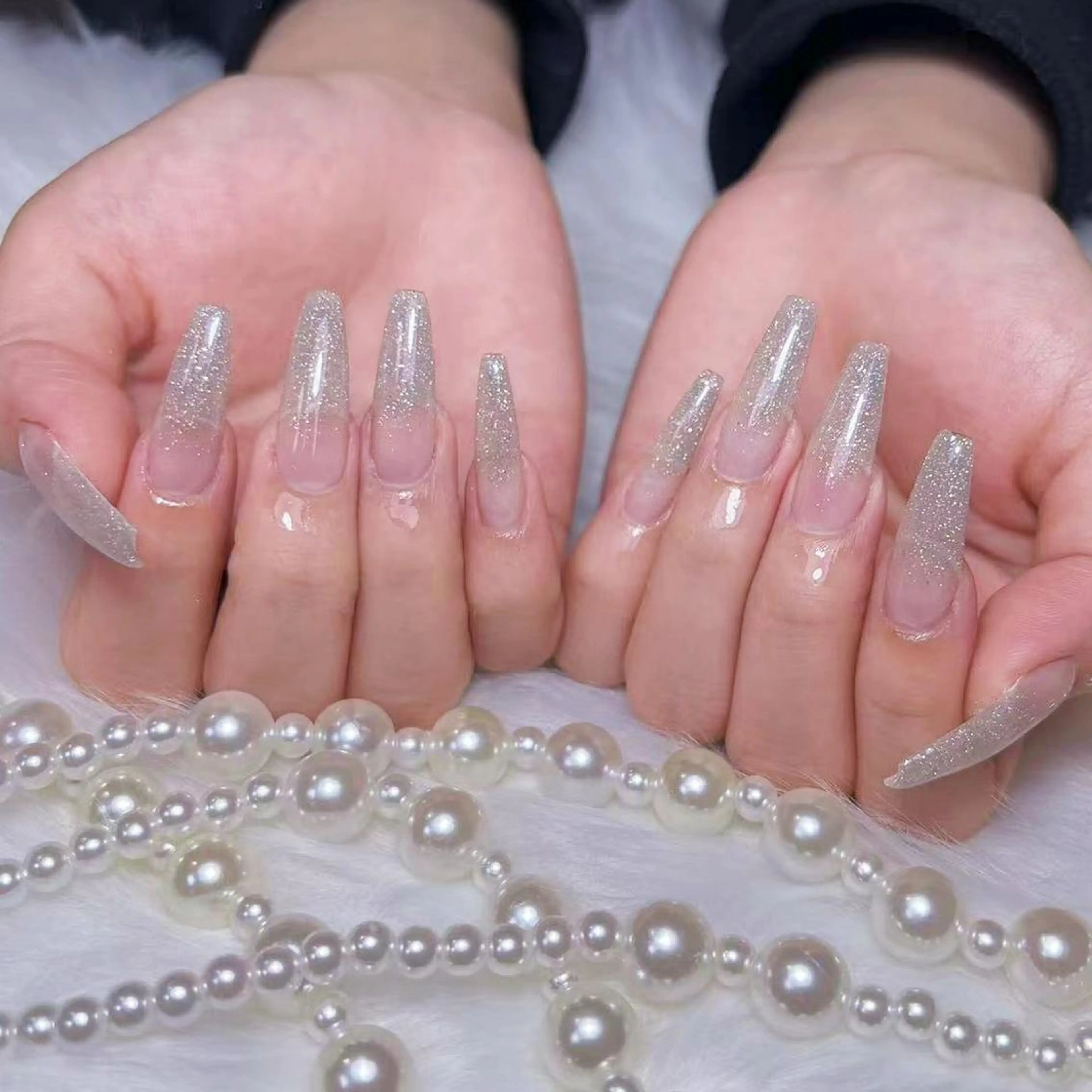 ネイル アートネイル オーロラネイル ガーリー キラキラネイル 韓国ネイル ハンドネイル DIAMOND NailStudioのネイルデザイン