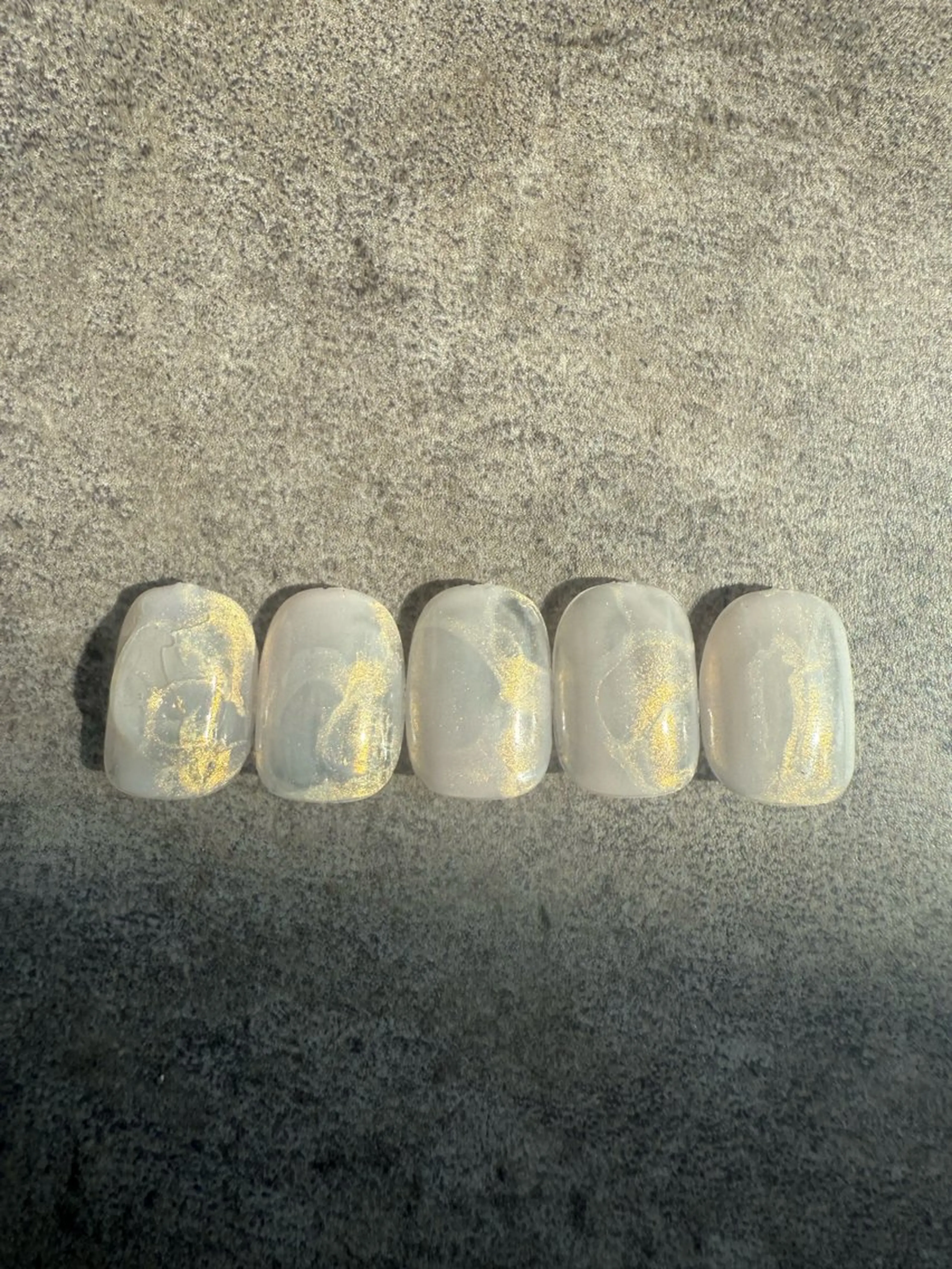 ネイル シンプルネイル atelierLMN Harukaのネイルデザイン