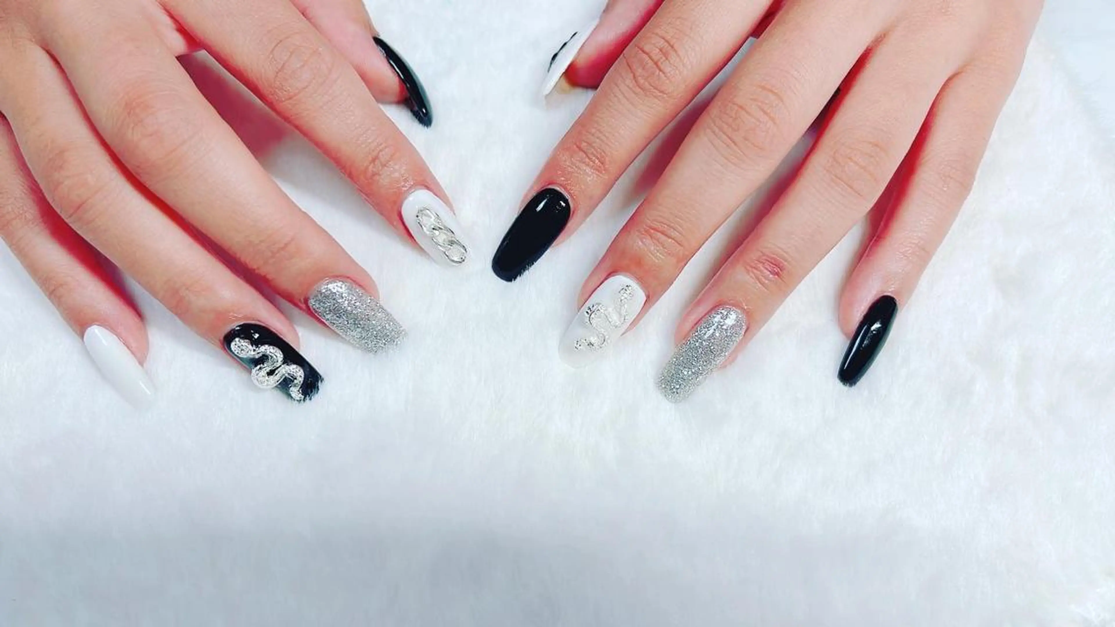 ネイル ハンドネイル SYU NAILのネイルデザイン