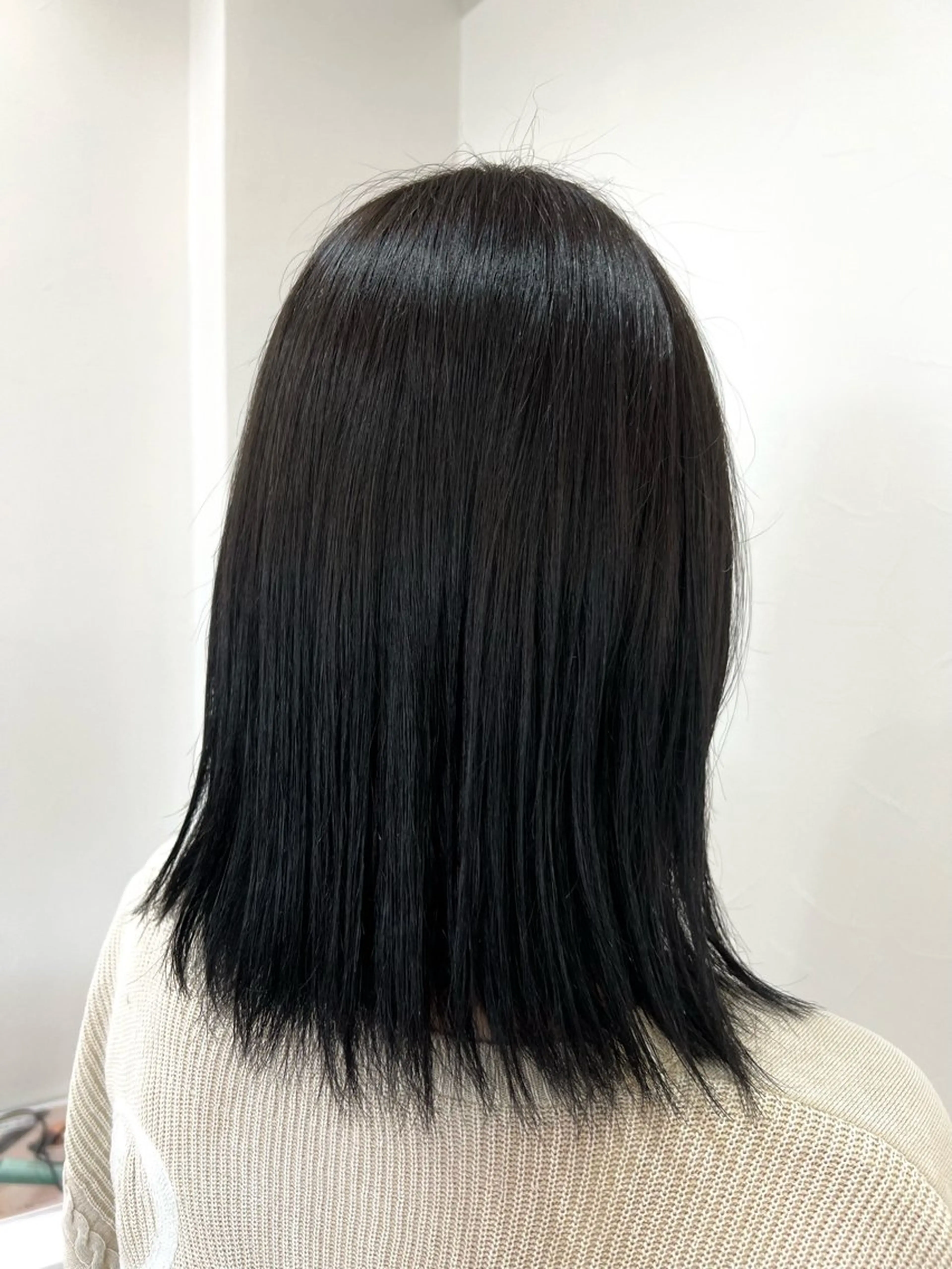 ミディアム カラー 黒髪 ブルーカラー ブルーブラック 透明感カラー 韓国風ヘア ejinbara/ Kurumiのヘアスタイル