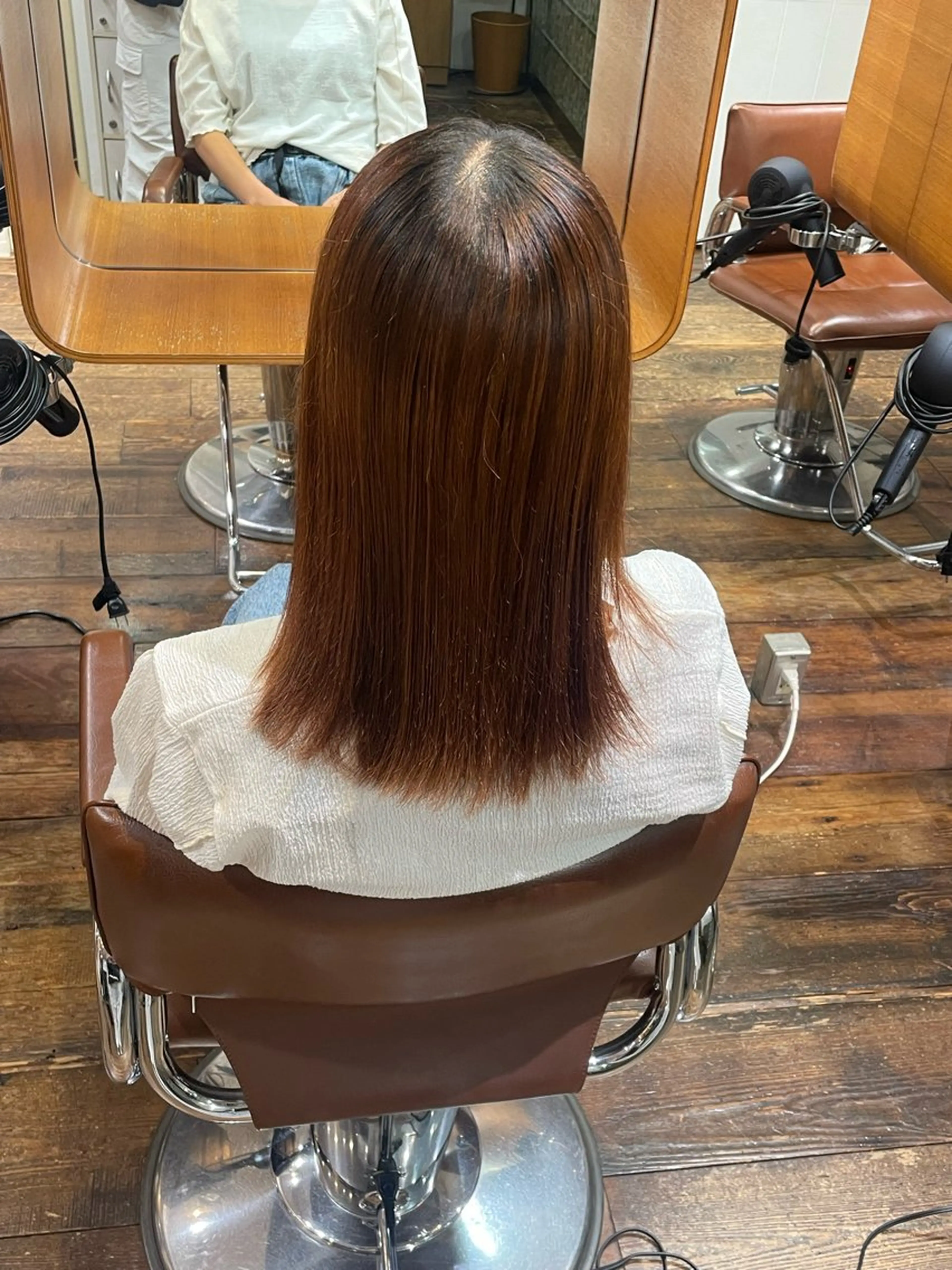 ミディアム たかはし みさきのヘアスタイル