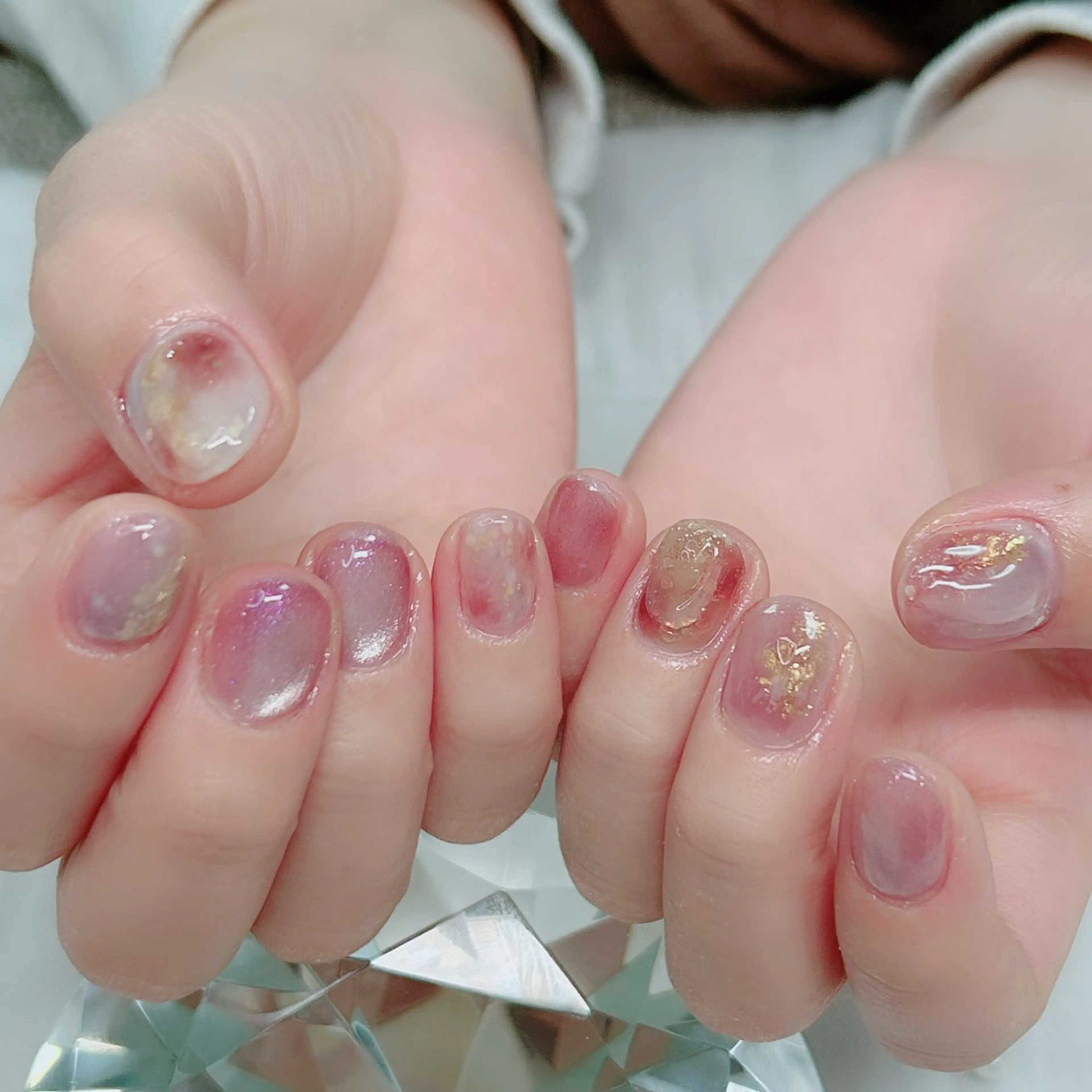ネイル オーロラネイル ミラーネイル オフィスネイル ワンカラーネイル シンプルネイル ハンドネイル Cute Tips nailのネイルデザイン