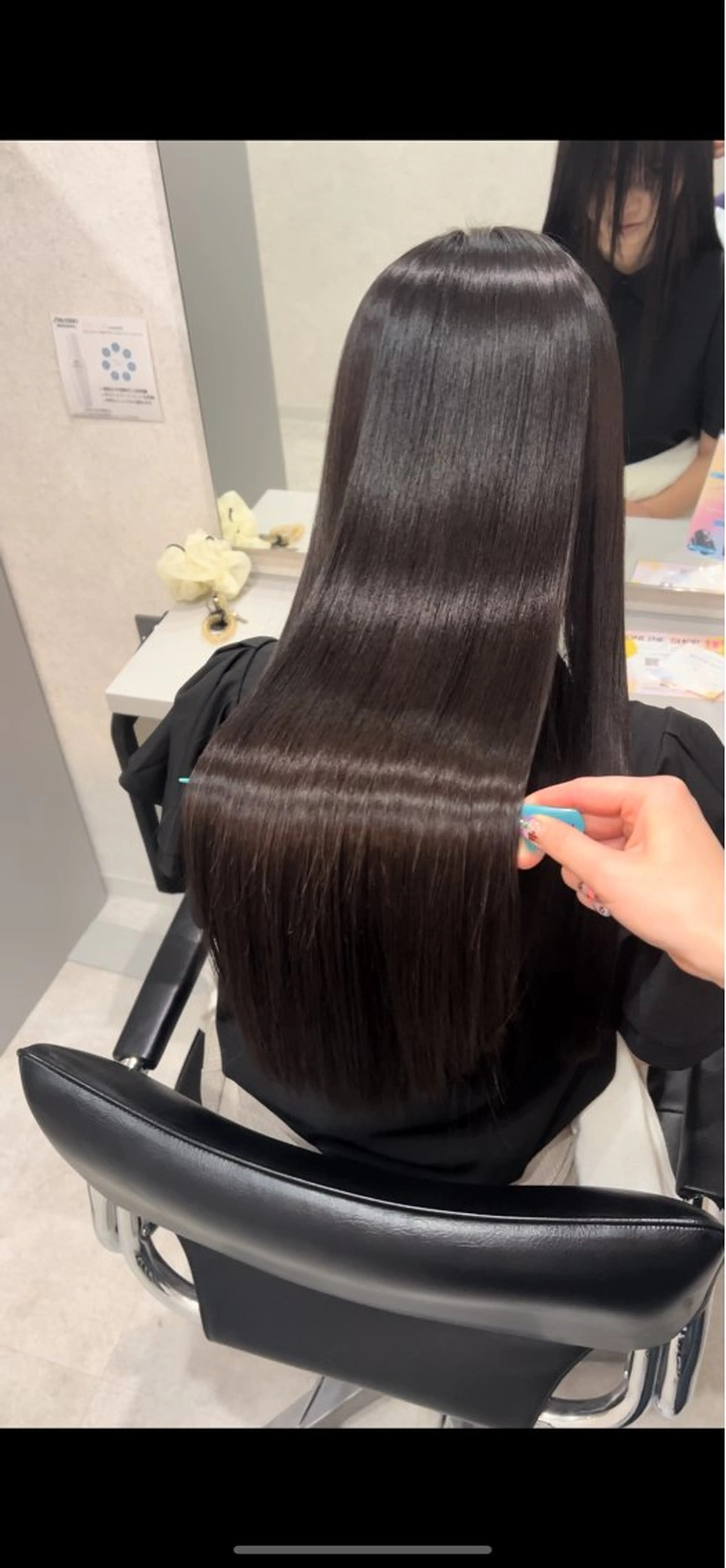 《超高濃度水素付き》縮毛矯正+カットの写真