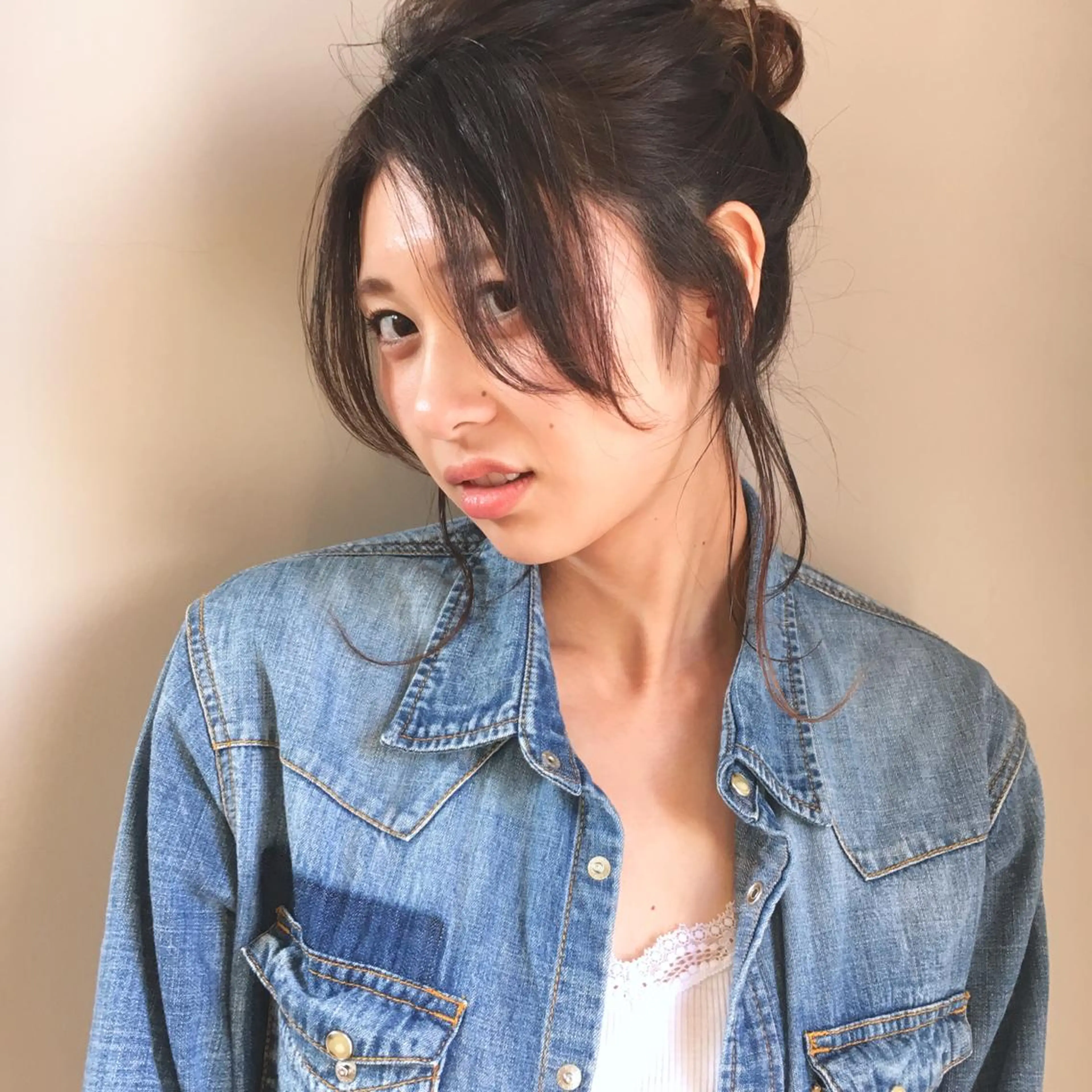 セミロング カラー ヘアアレンジ 上川 美幸のヘアスタイル