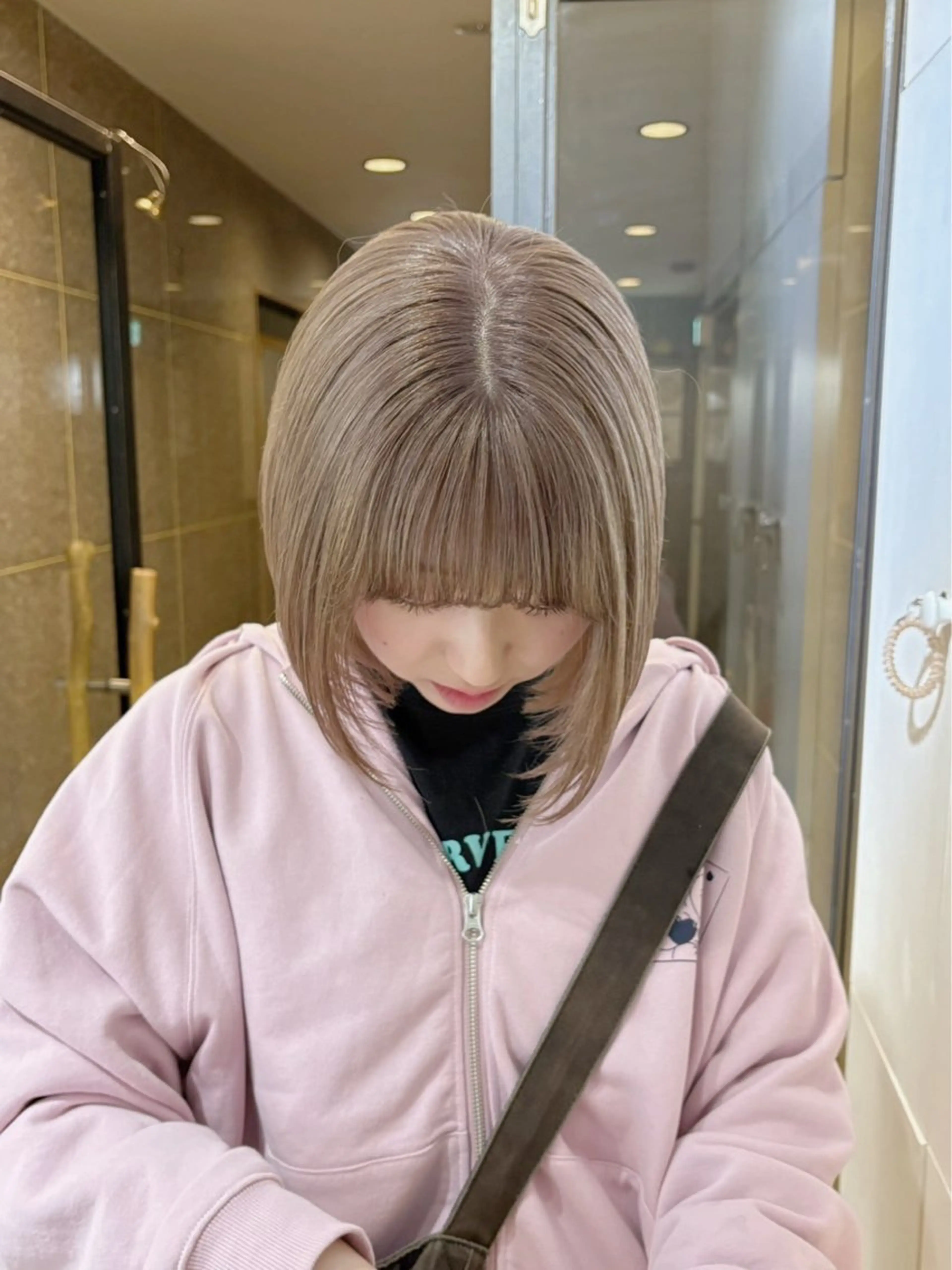 ショート カラー ベージュカラー ミルクティーベージュ カット ヘアカラー トリートメント RINO/似合わせ /女性専用🍑のヘアスタイル