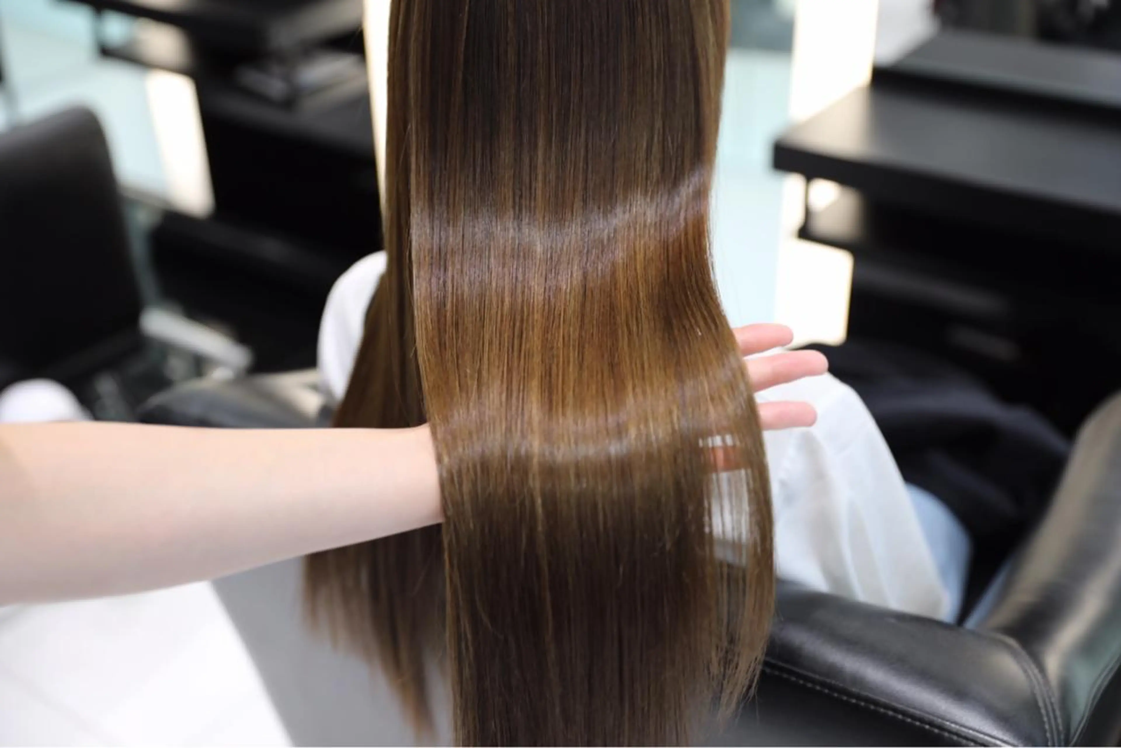 ロング カラー パーマ ヘアアレンジ メンズ キッズ ネイル マツエク・マツパ アイブロウ メンズハイライト 透明感カラー ハイライトカラー 眉カラー ハイライト Endearing 銀座/レイヤーカットのヘアスタイル