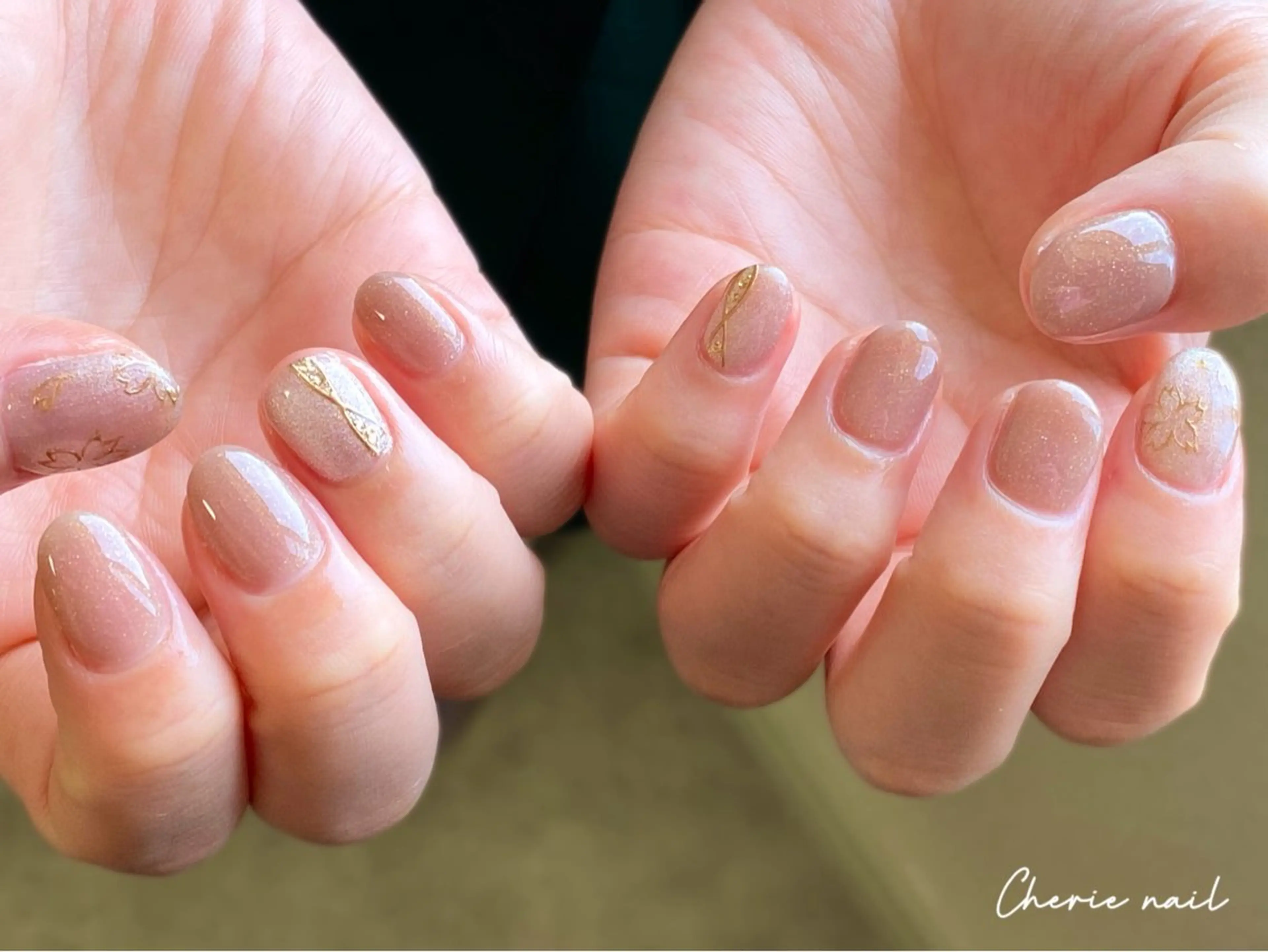 ネイル フラワーネイル ジェルネイル マグネットネイル ミラーネイル オフィスネイル ハンドネイル Cherienail yunaのネイルデザイン