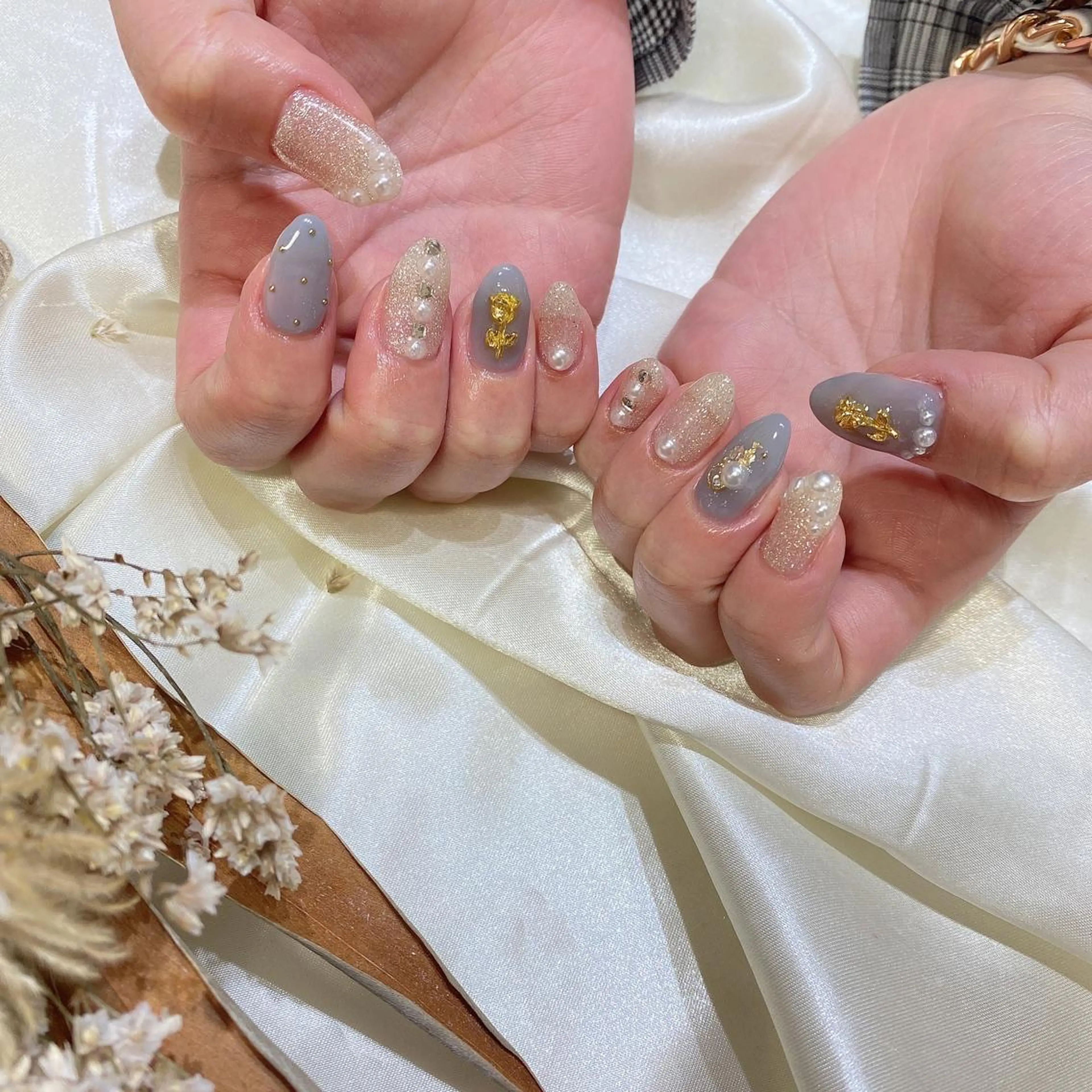 ネイル ハンドネイル 西岡 杏のネイルデザイン